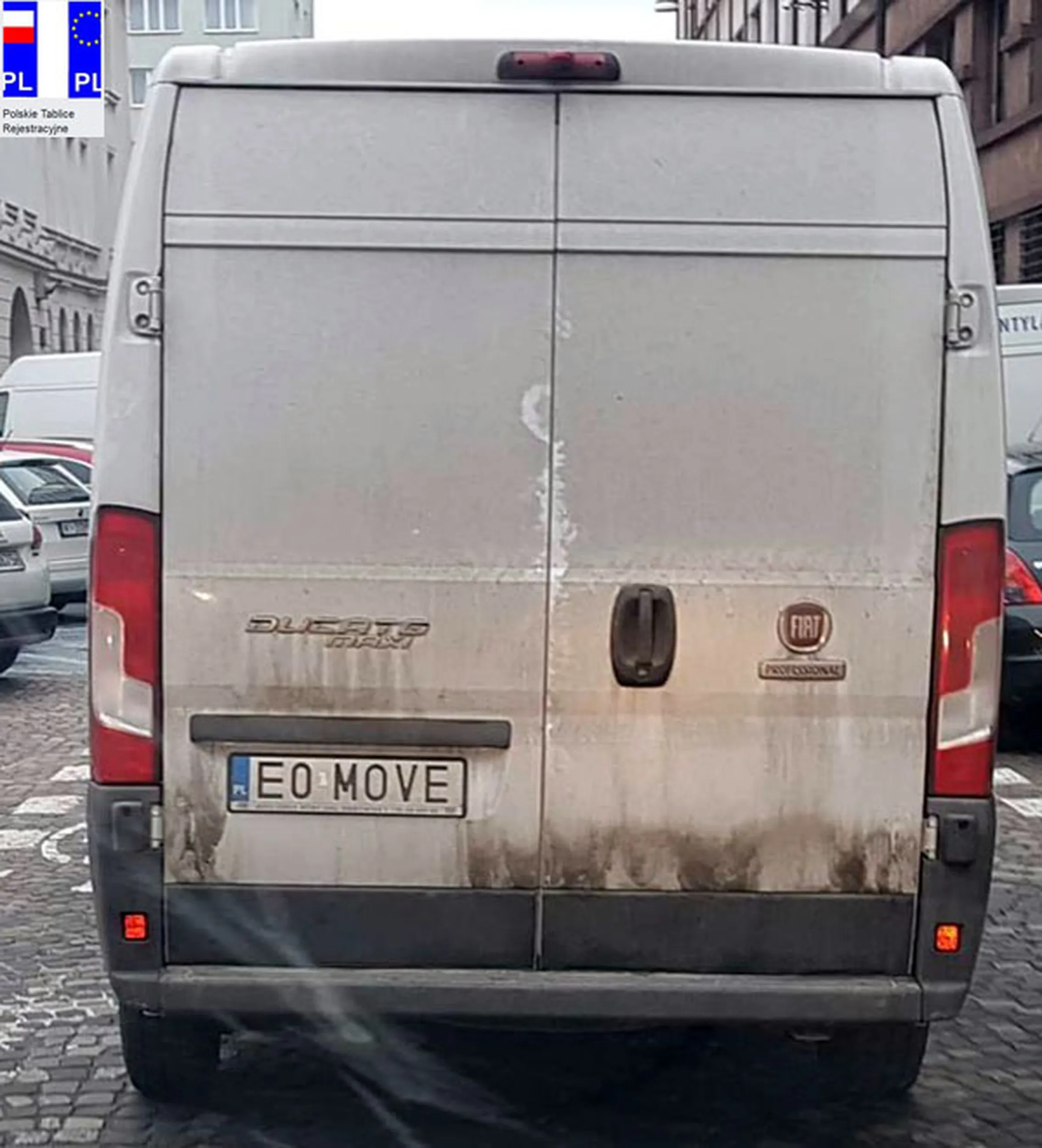 Fajny numer, blacha E0 MOVE