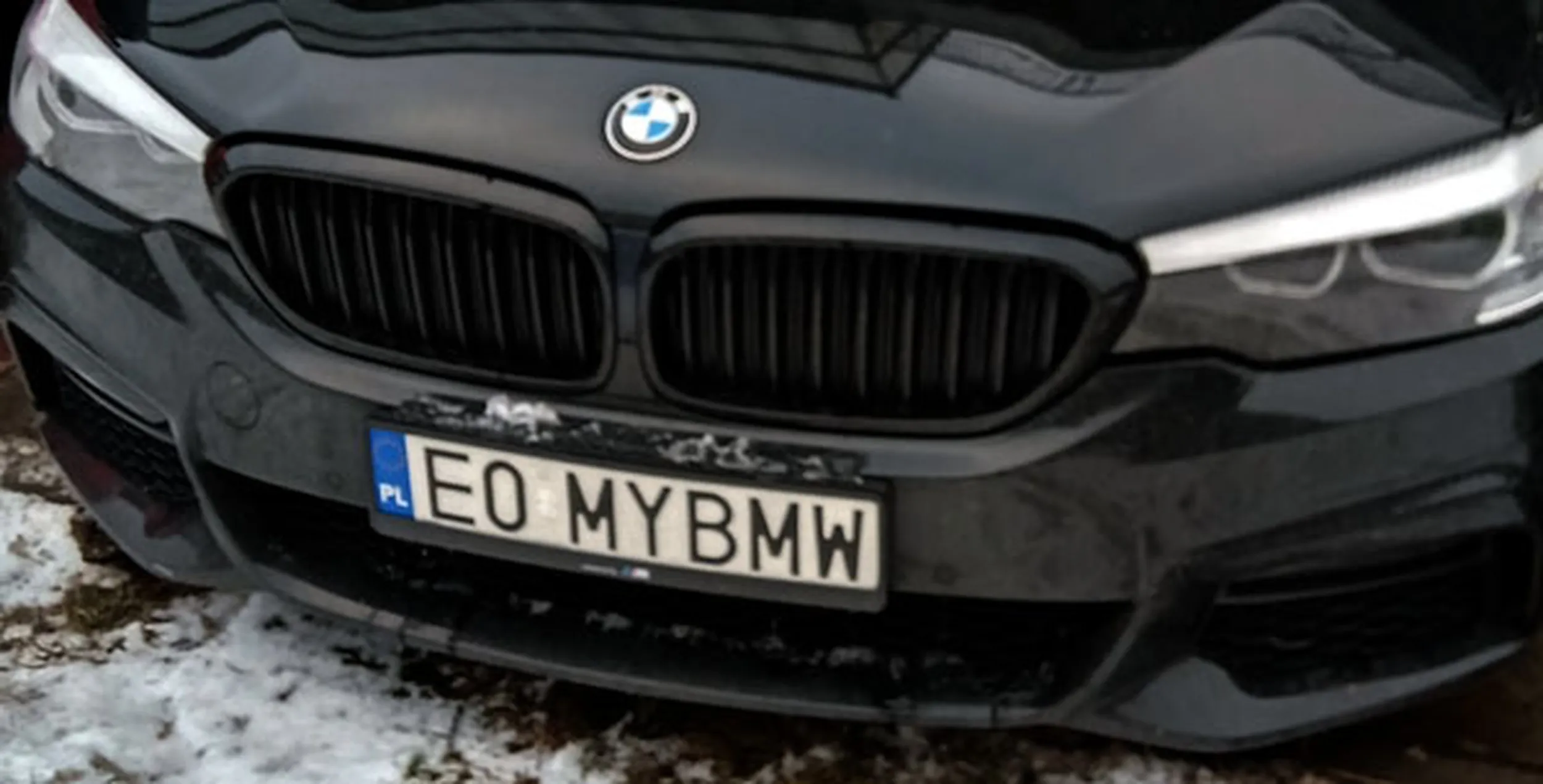 Fajny numer, blacha E0 MYBMW