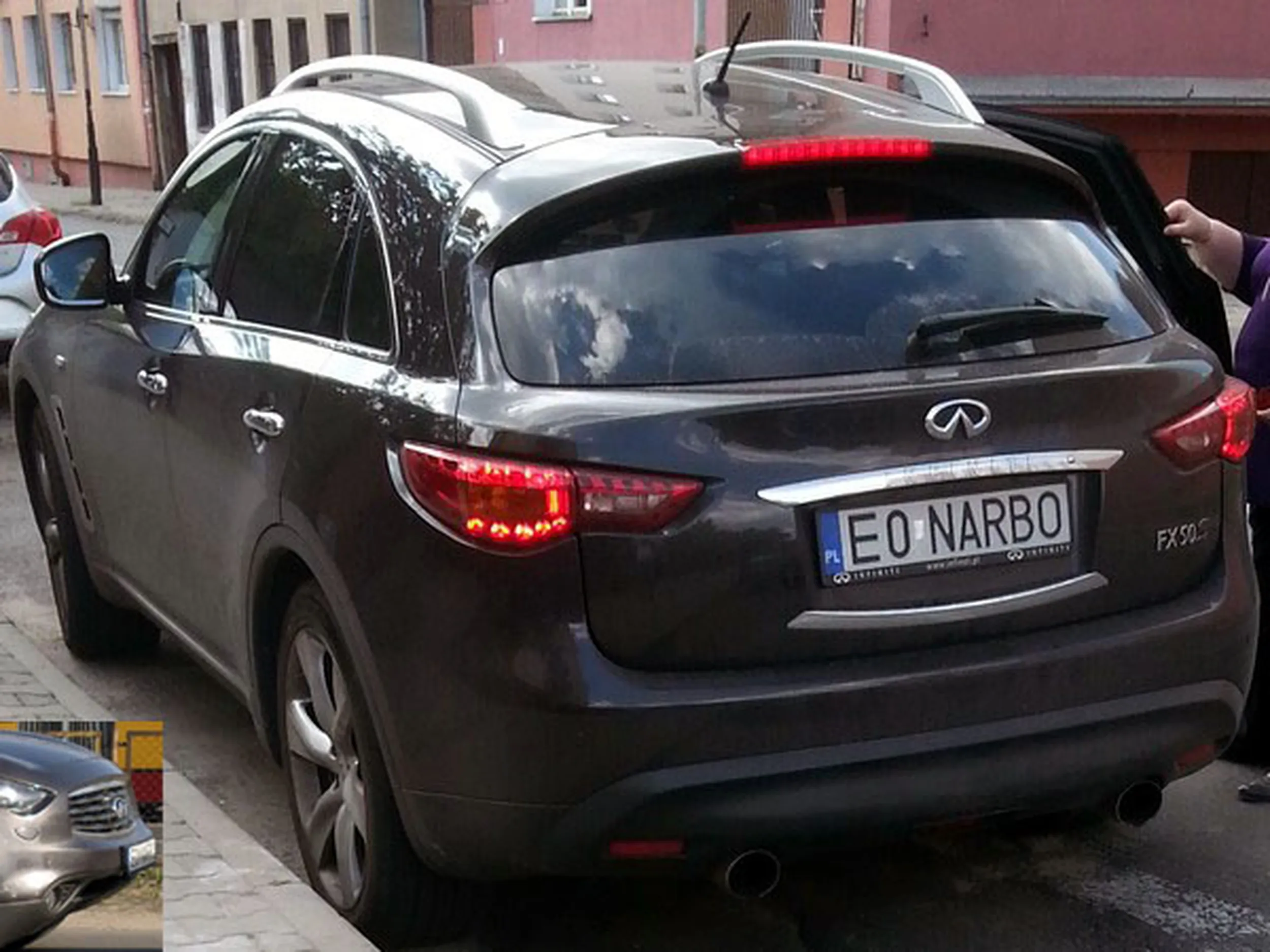 Fajny numer, blacha E0 NARBO