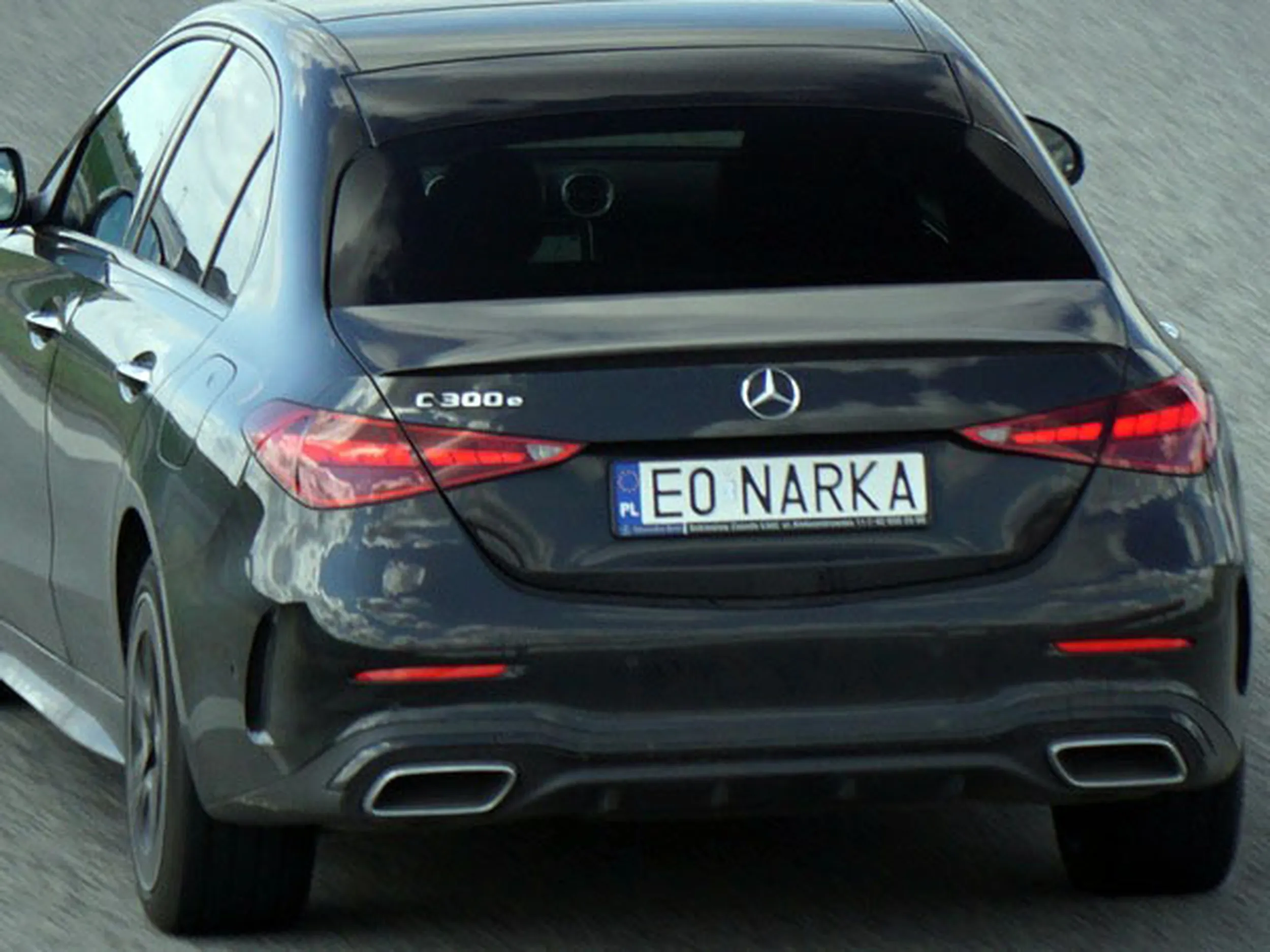 Fajny numer, blacha E0 NARKA