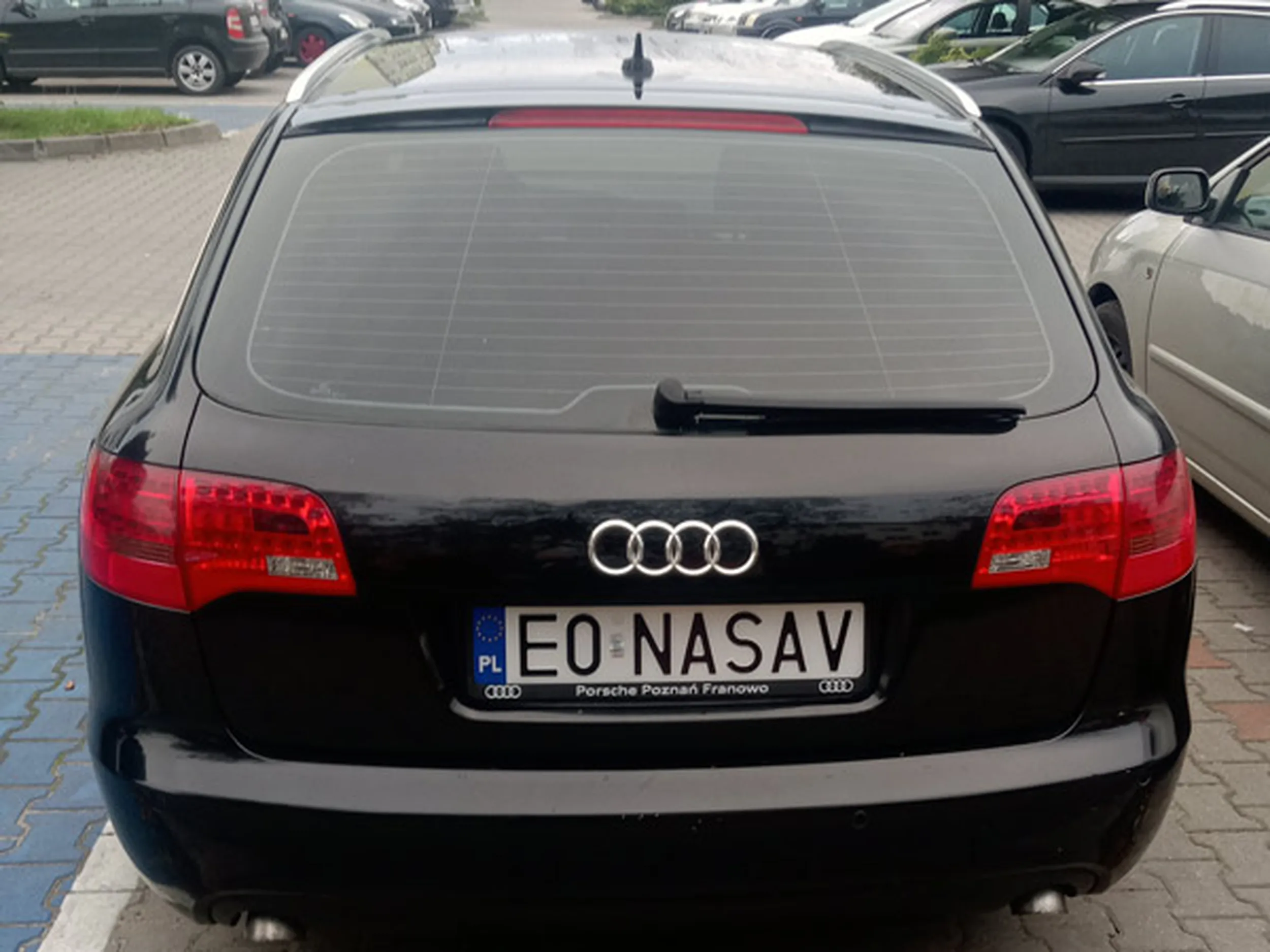 Fajny numer, blacha E0 NASAV