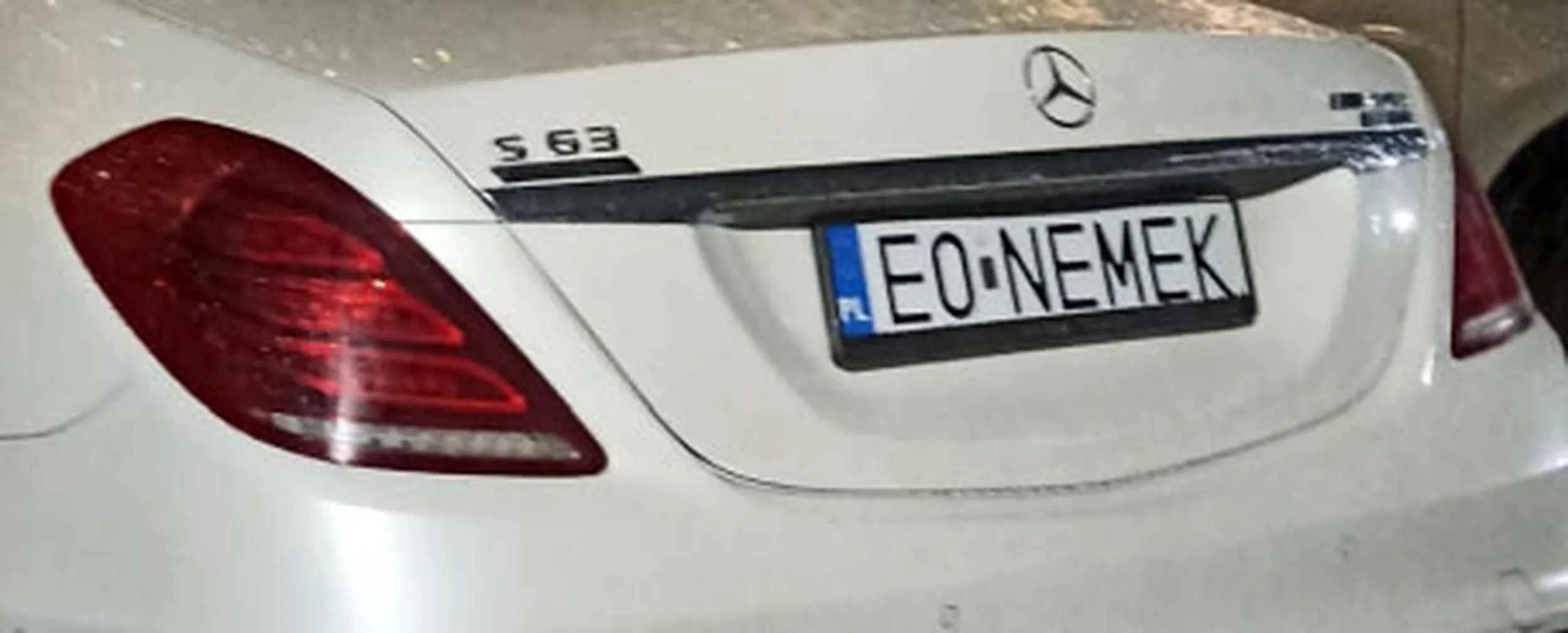 Fajny numer, blacha E0 NEMEK