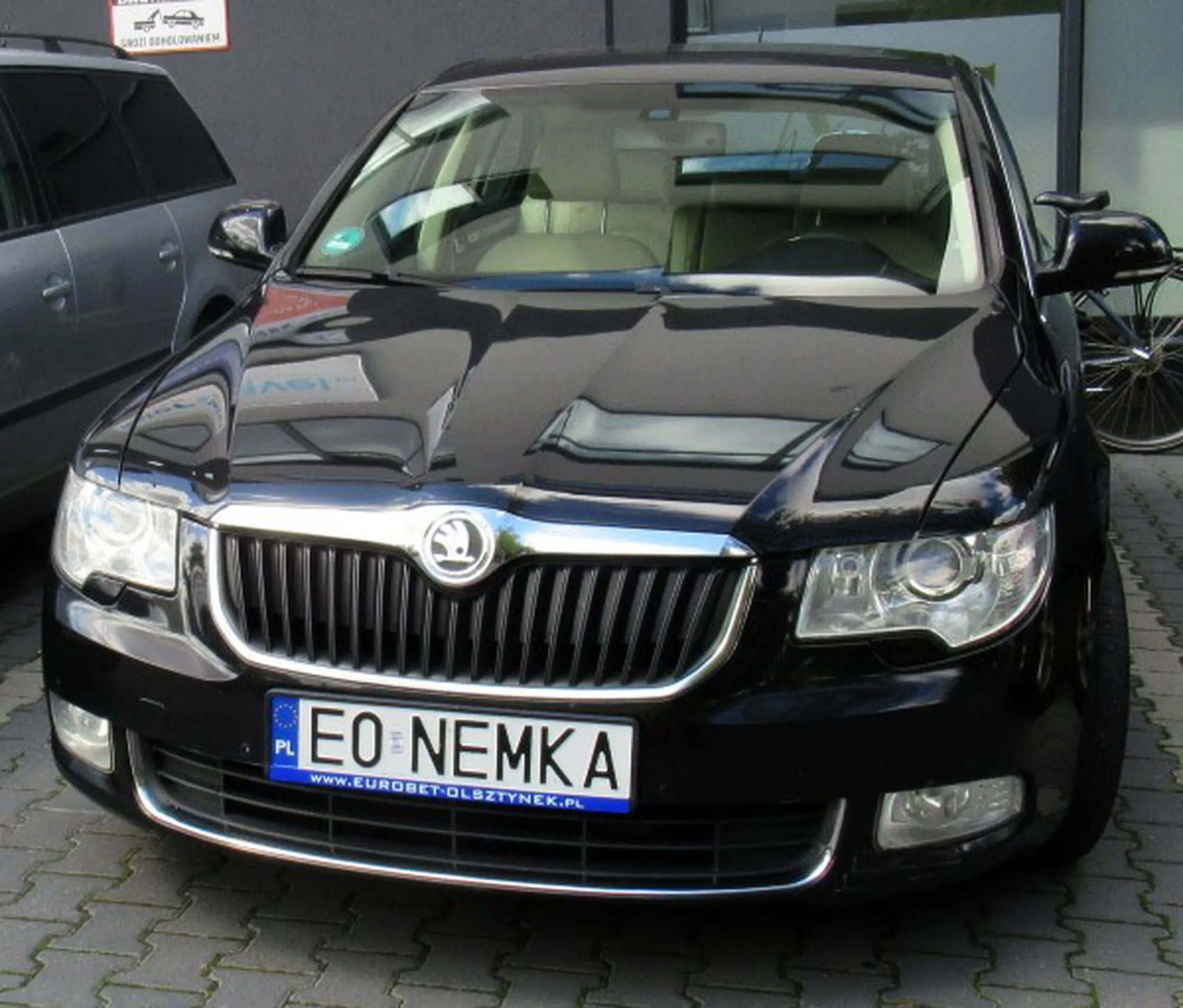 Fajny numer, blacha E0 NEMKA