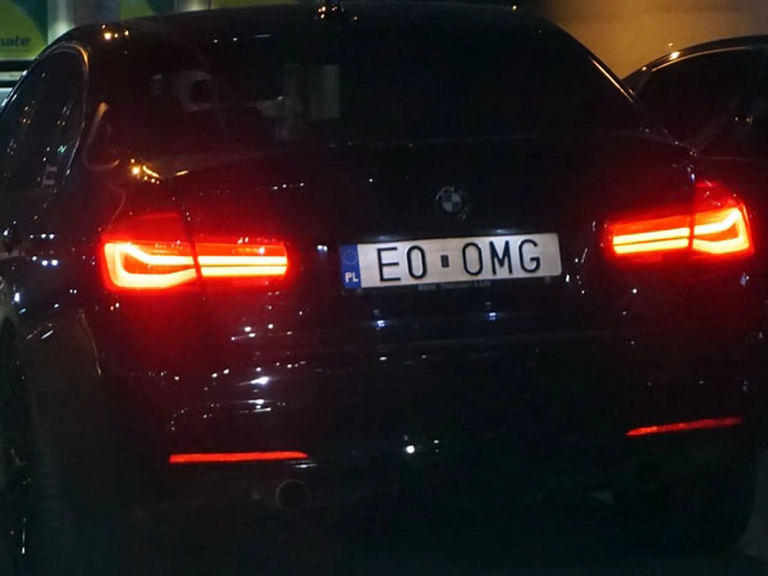 Fajny numer, blacha E0 OMG