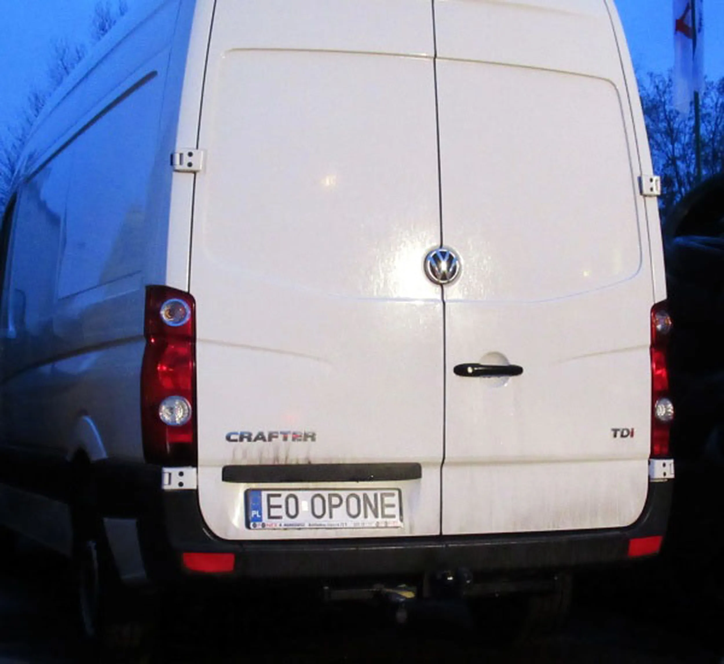 Fajny numer, blacha E0 OPONE