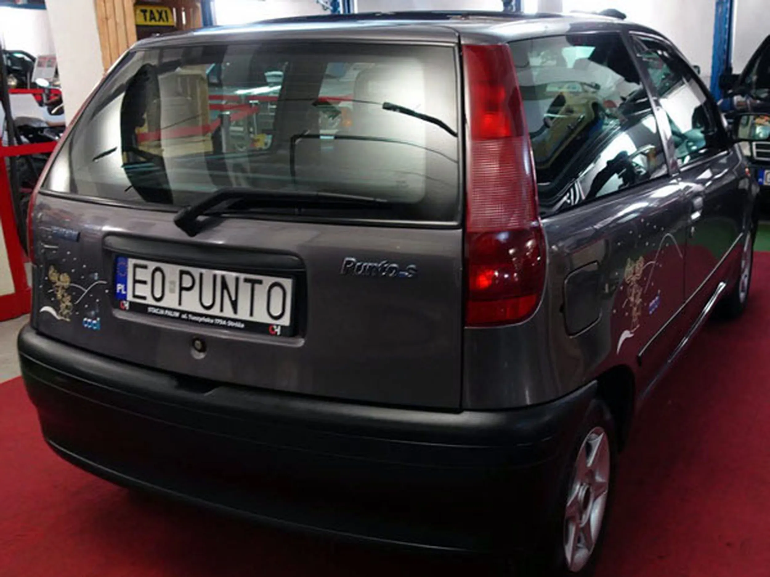 Fajny numer, blacha E0 PUNTO