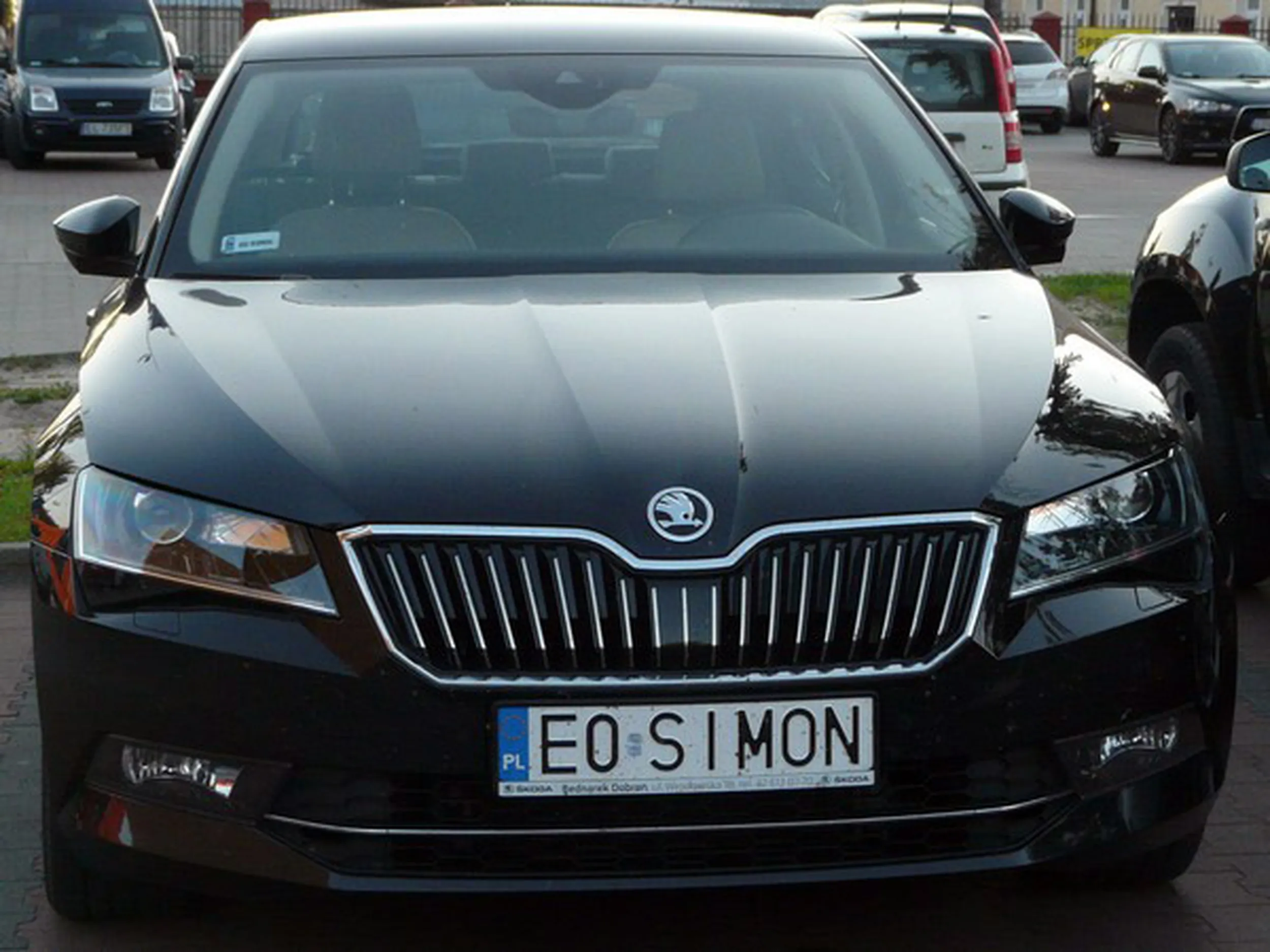 Fajny numer, blacha E0 SIMON