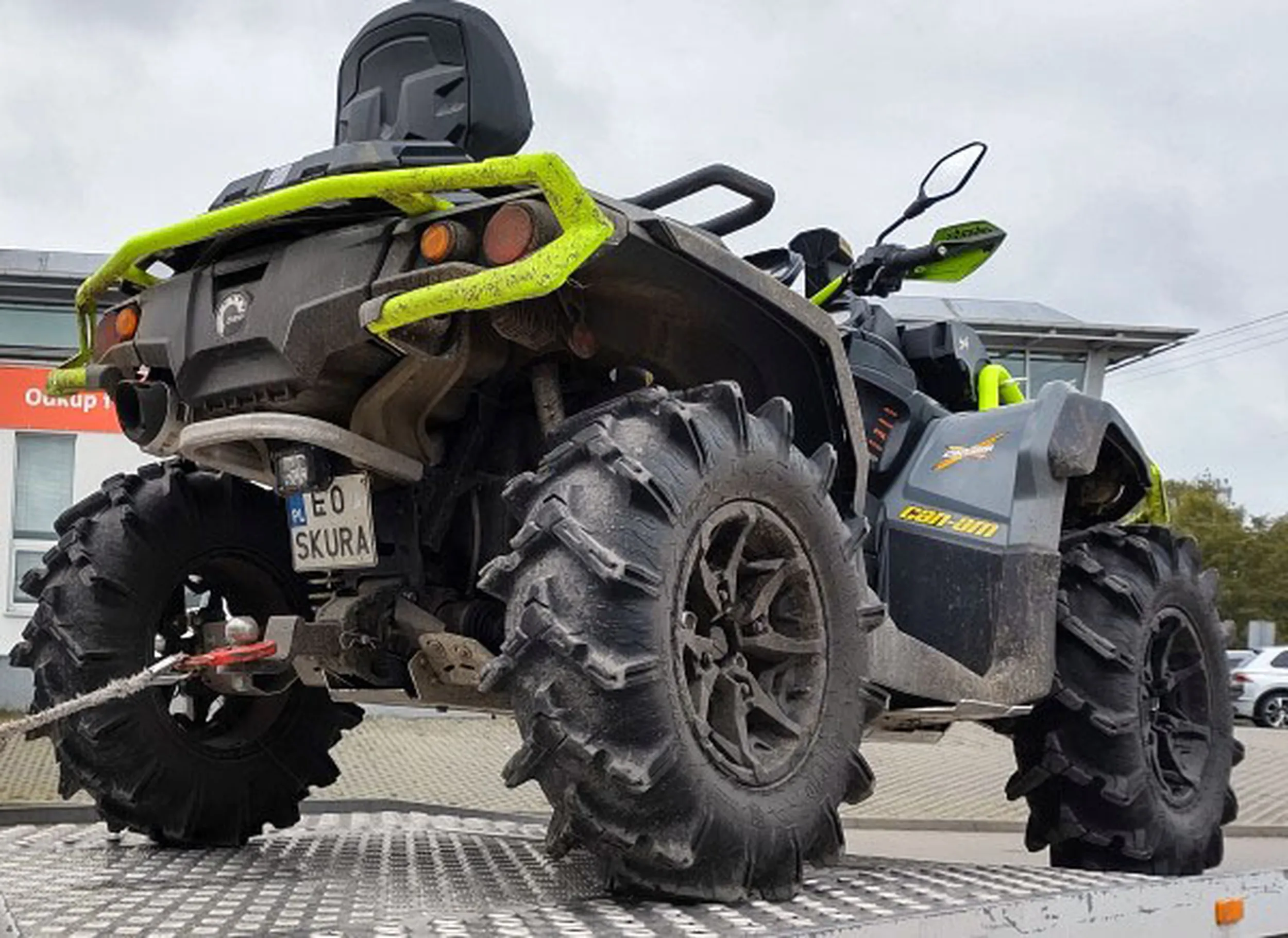 Fajny numer, blacha E0 SKURA