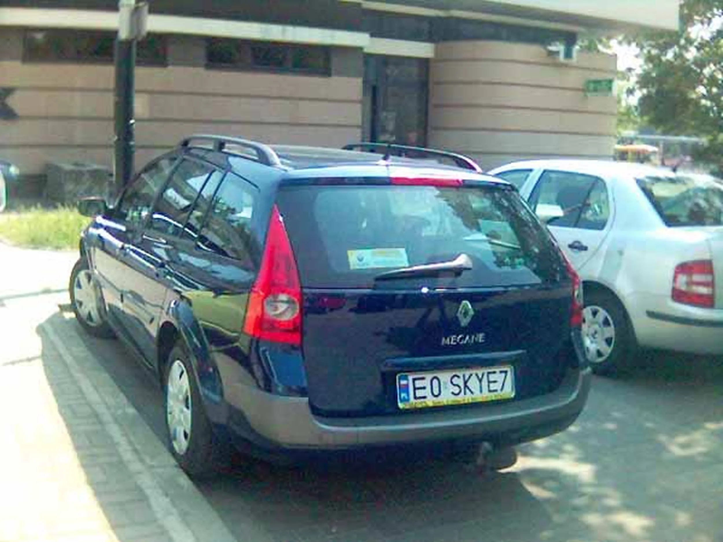 Fajny numer, blacha E0 SKYE7