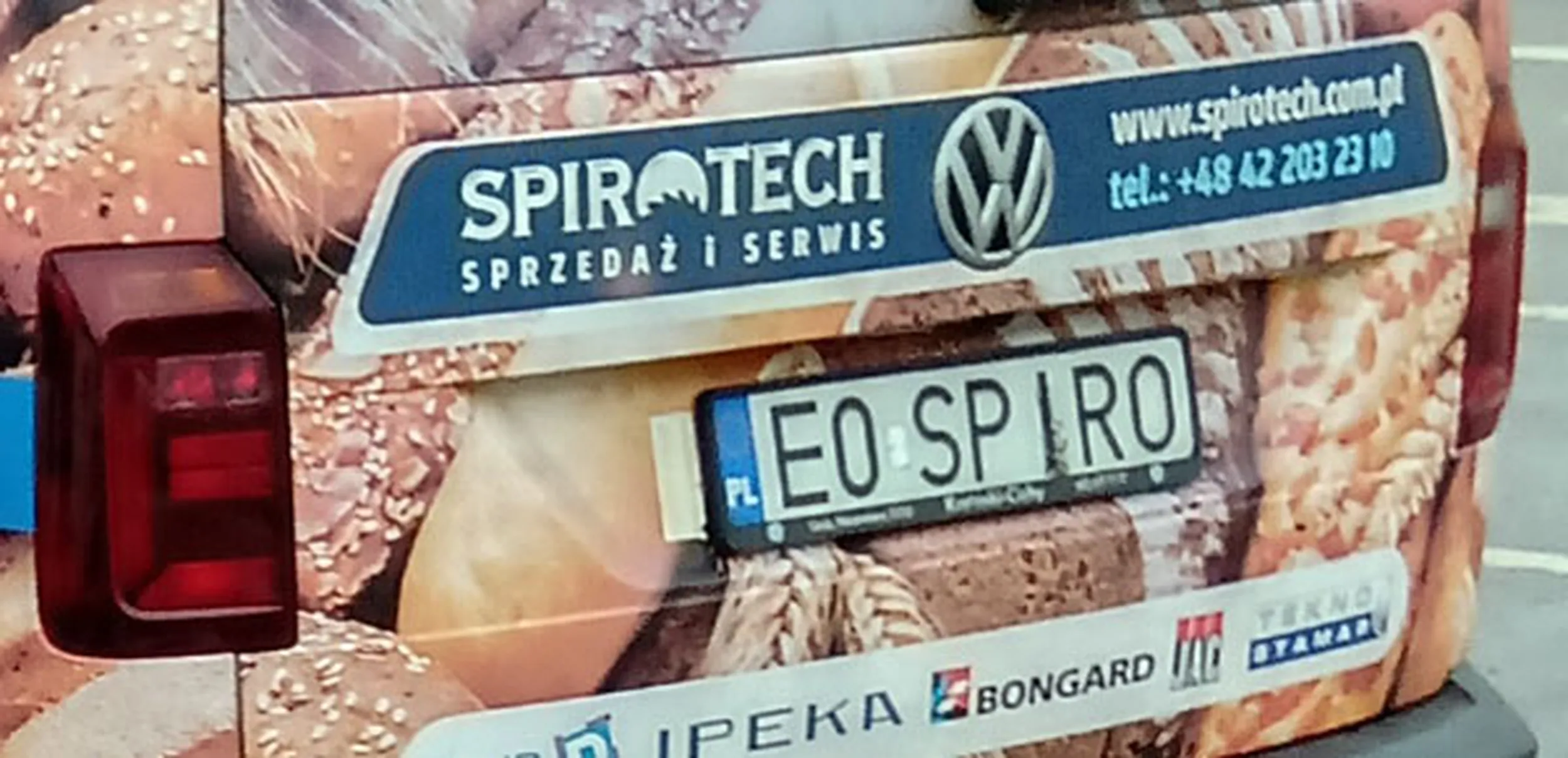 Fajny numer, blacha E0 SPIRO