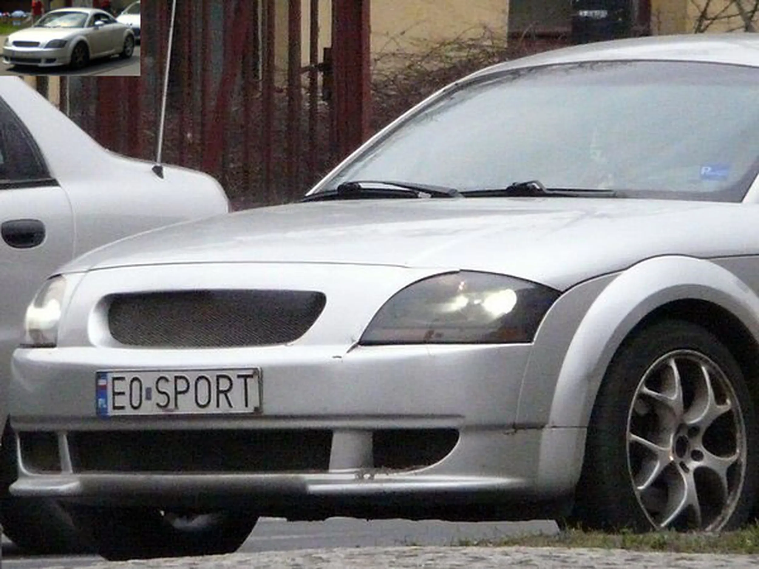 Fajny numer, blacha E0 SPORT