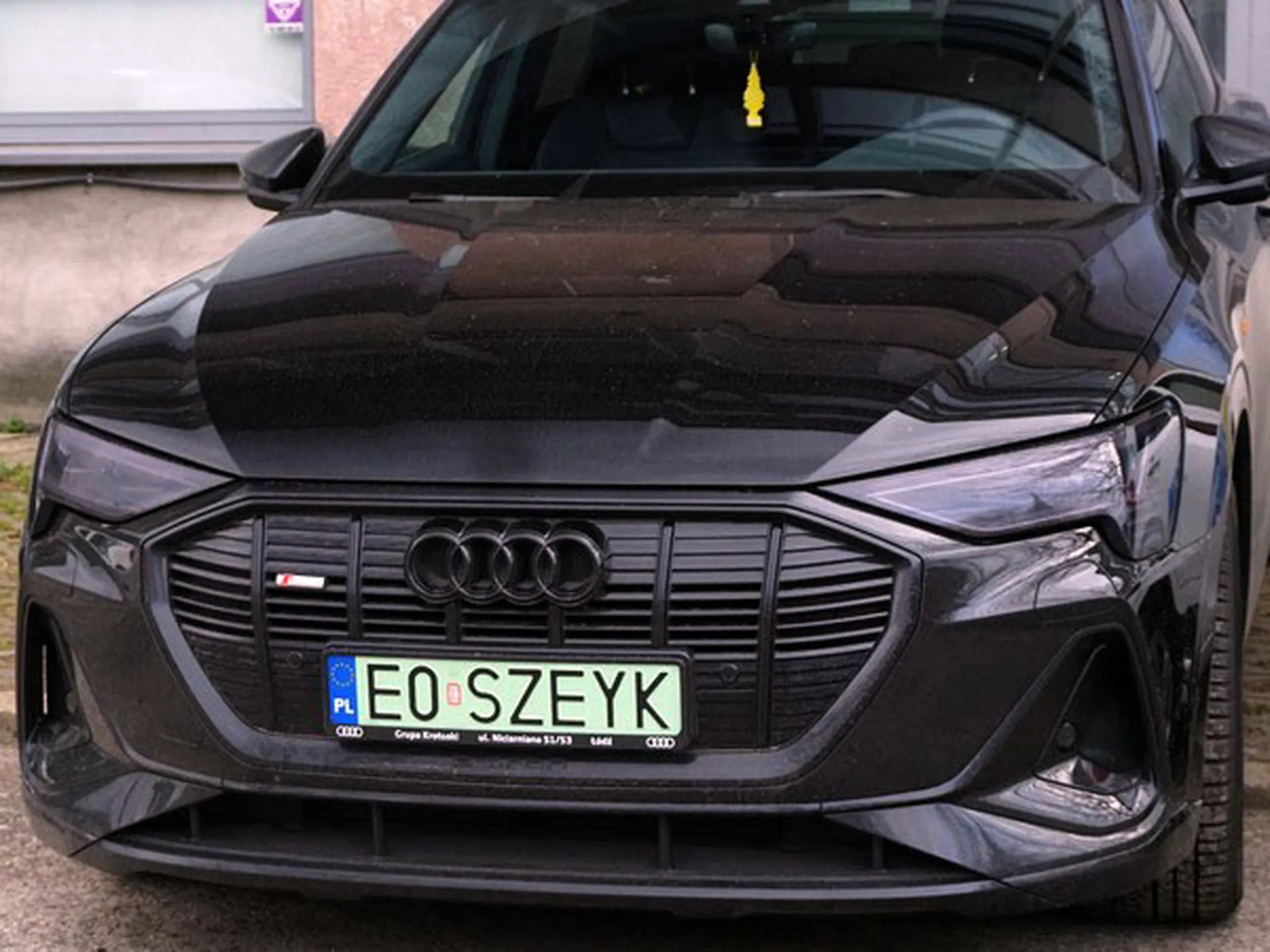 Fajny numer, blacha E0 SZEYK