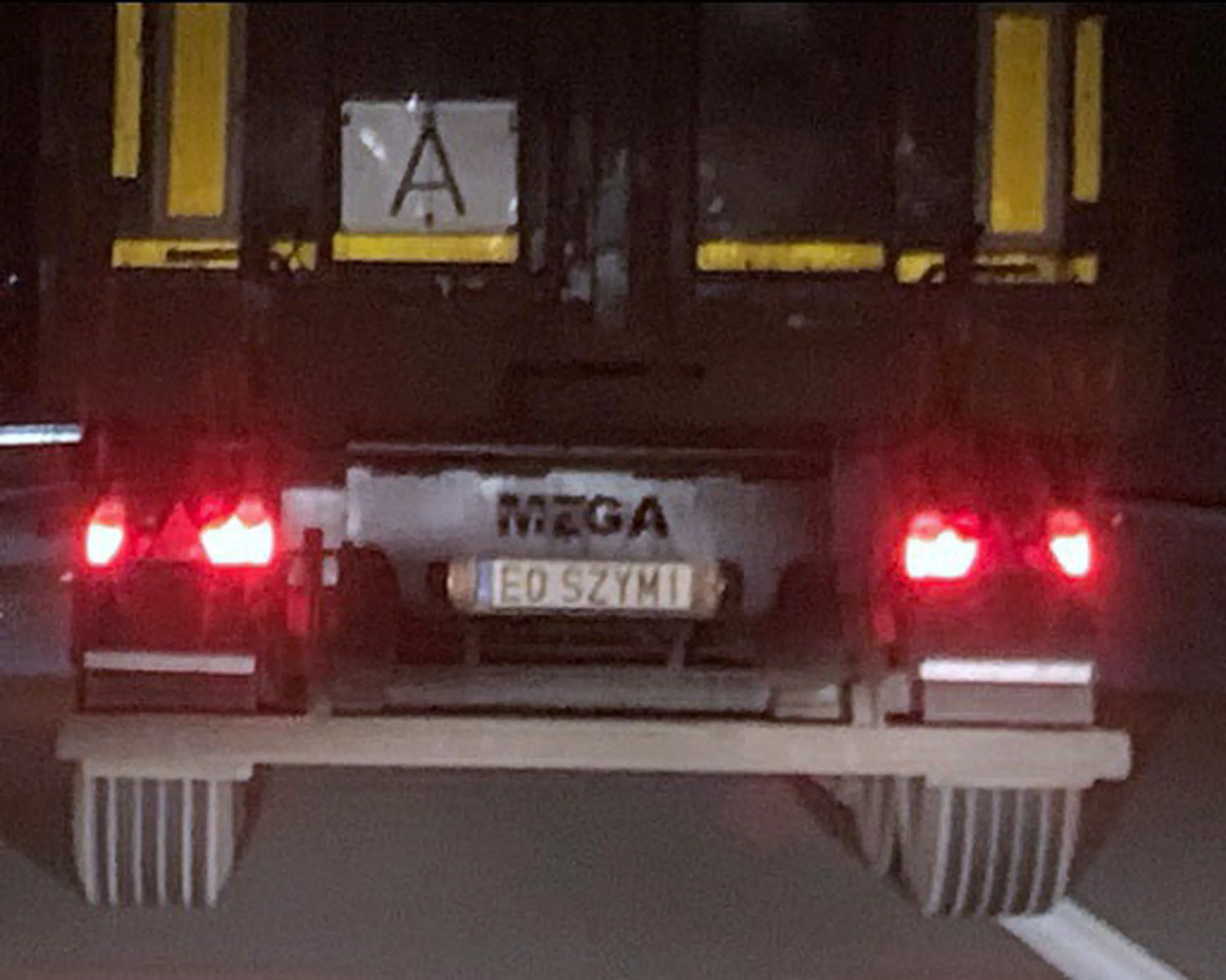 Fajny numer, blacha E0 SZYMI