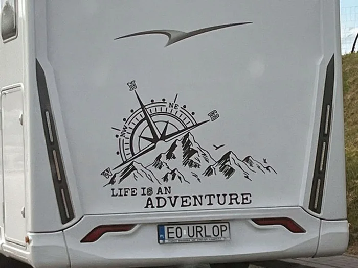 Fajny numer, blacha E0 URLOP