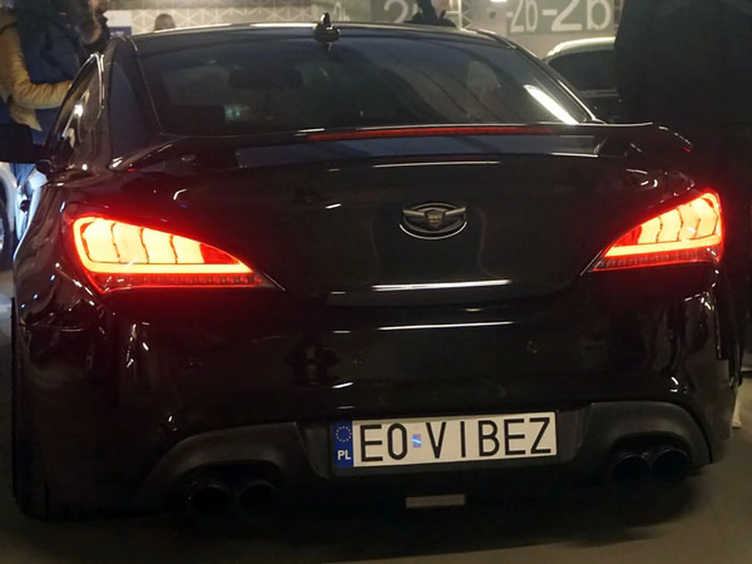 Fajny numer, blacha E0 VIBEZ