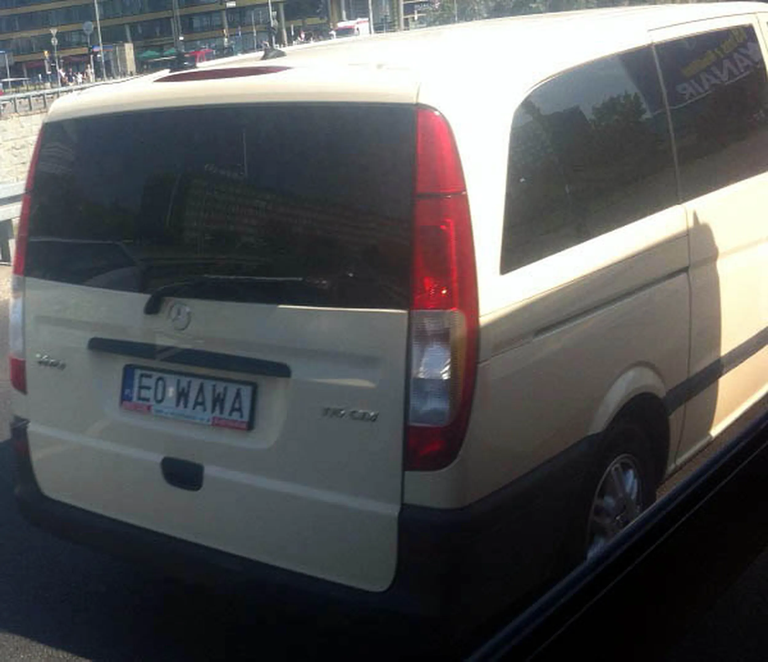 Fajny numer, blacha E0 WAWA