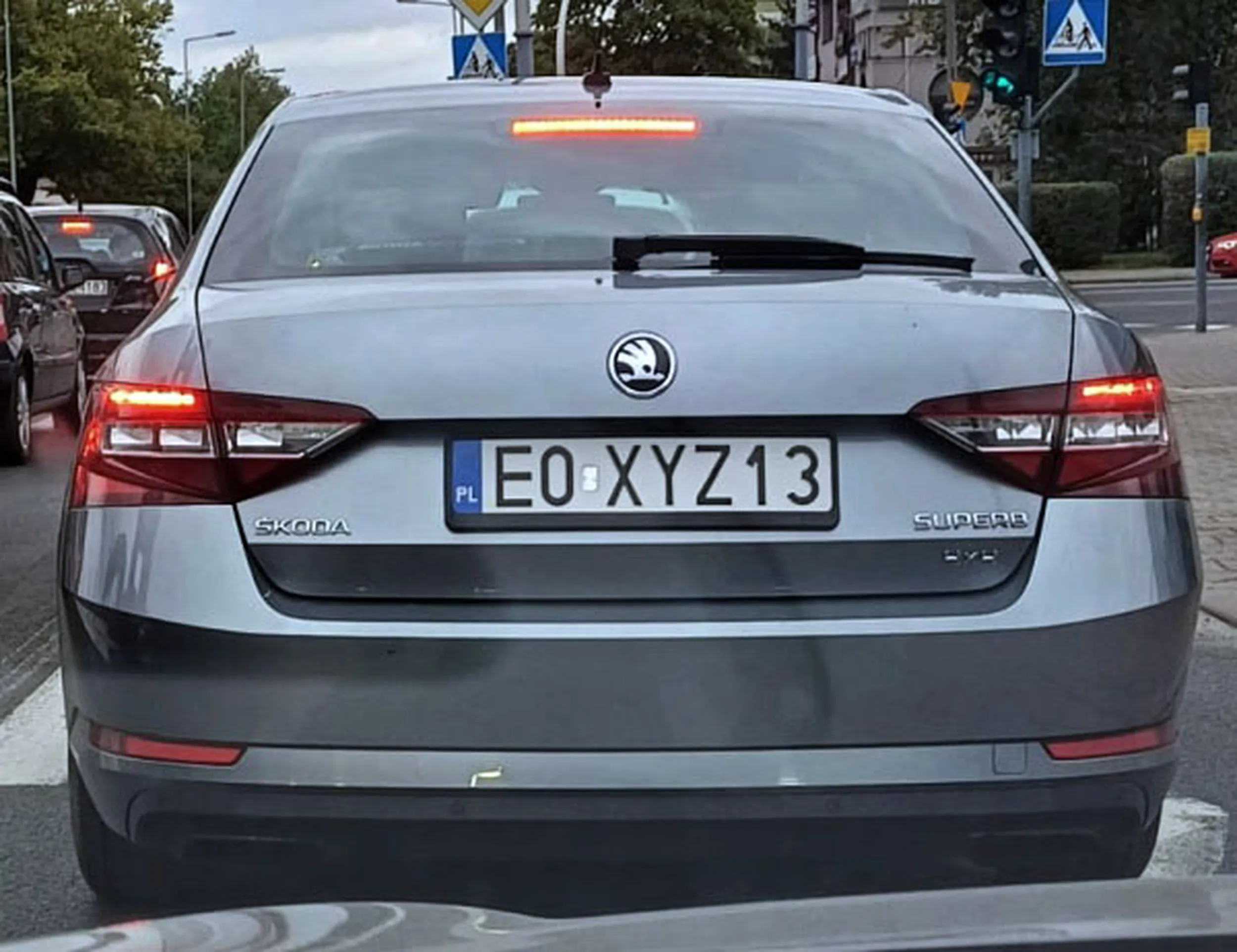 Fajny numer, blacha E0 XYZ13