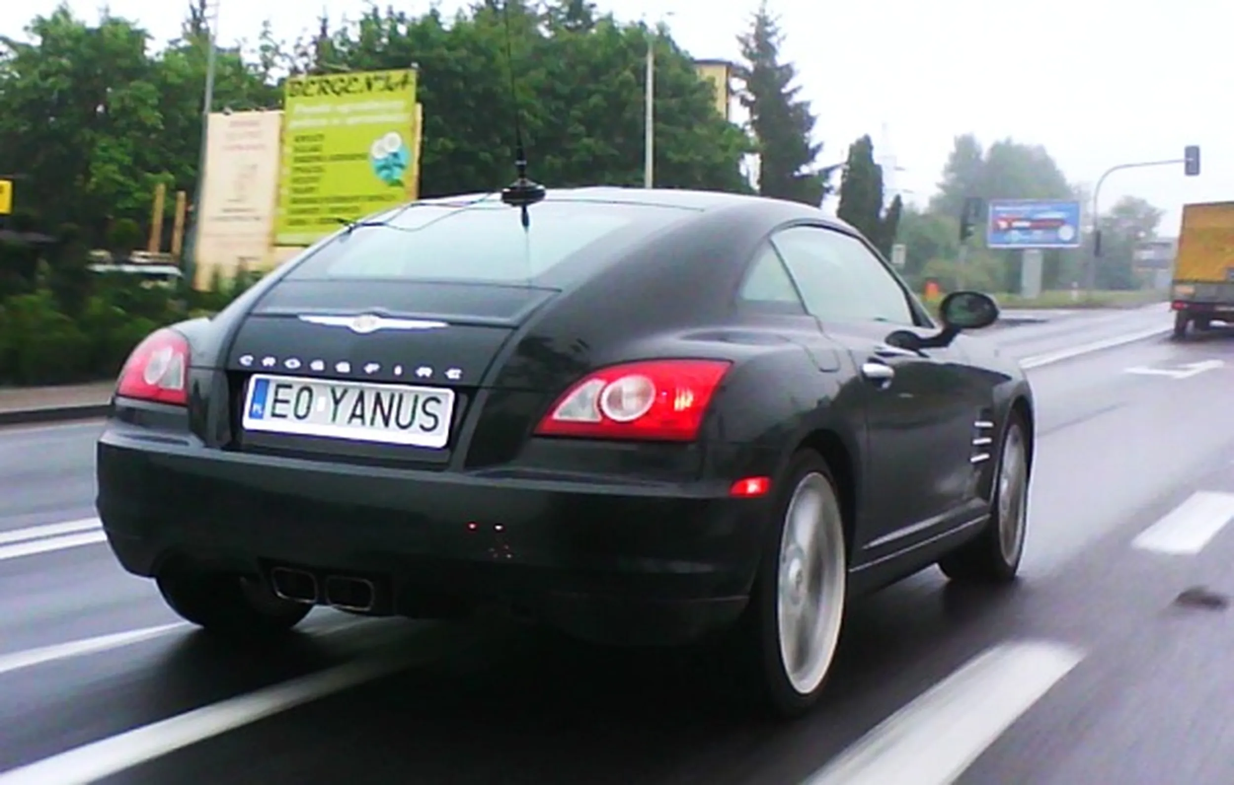 Fajny numer, blacha E0 YANUS