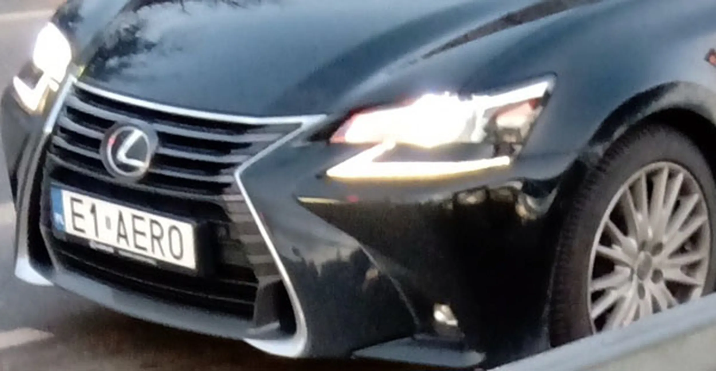 Fajny numer, blacha E1 AERO