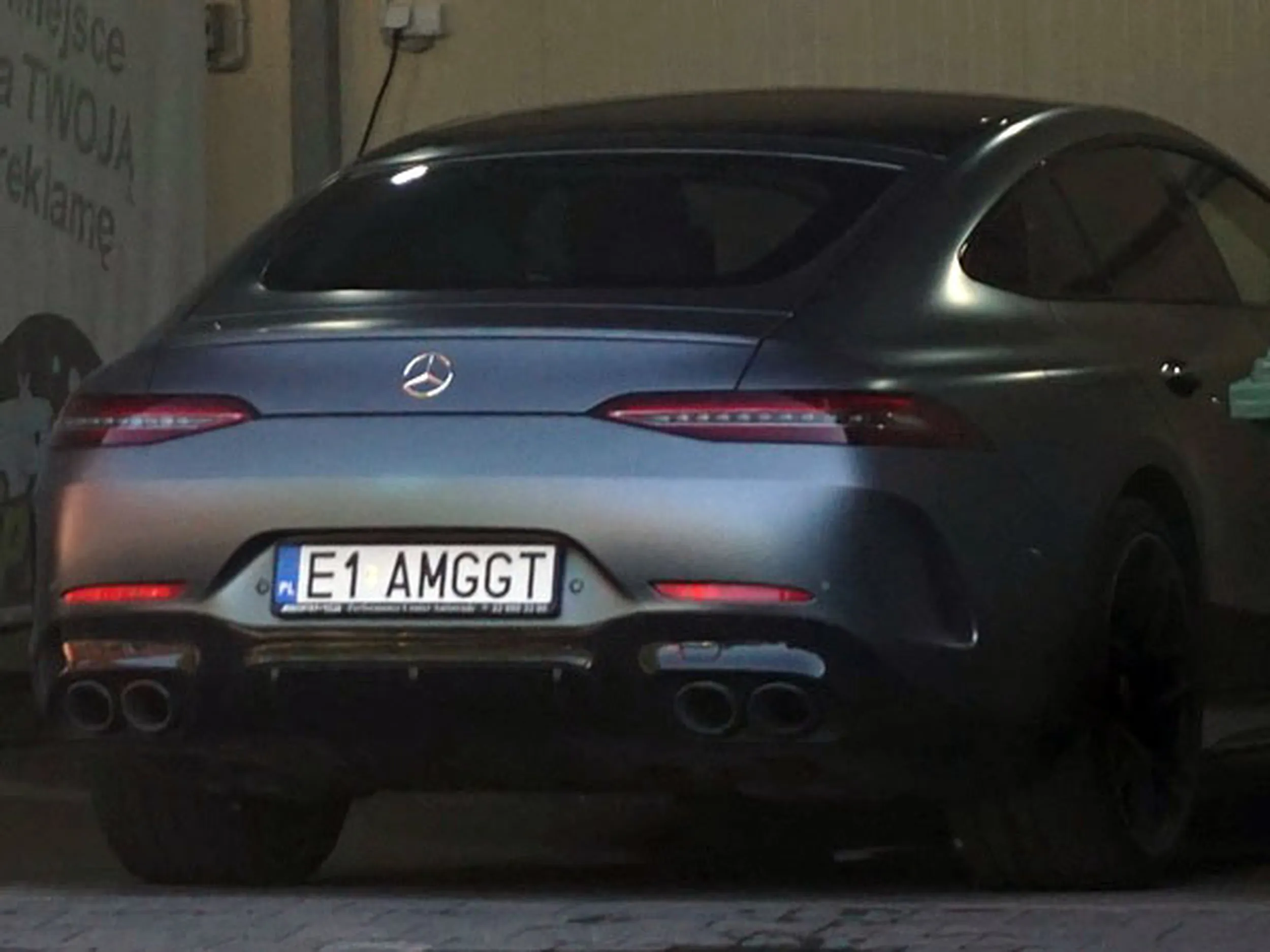 Fajny numer, blacha E1 AMGGT