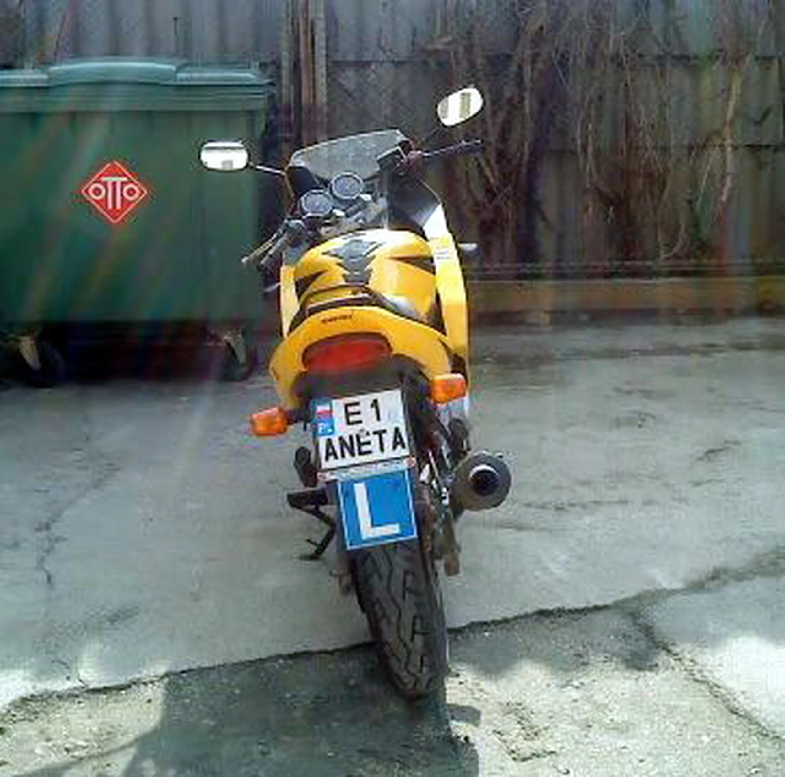 Fajny numer, blacha E1 ANETA