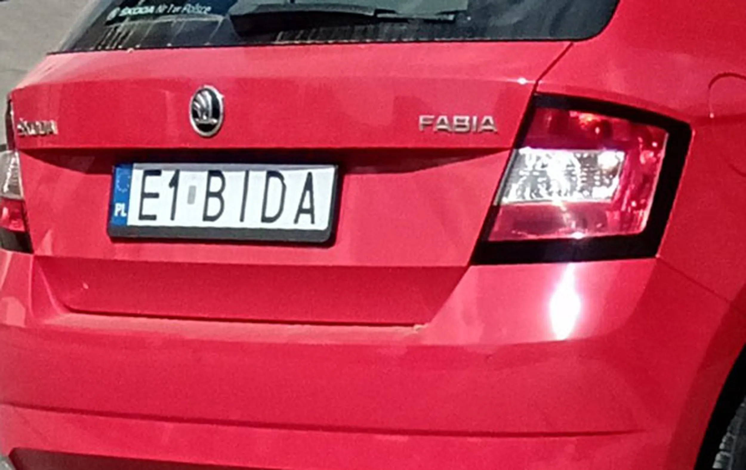 Fajny numer, blacha E1 BIDA