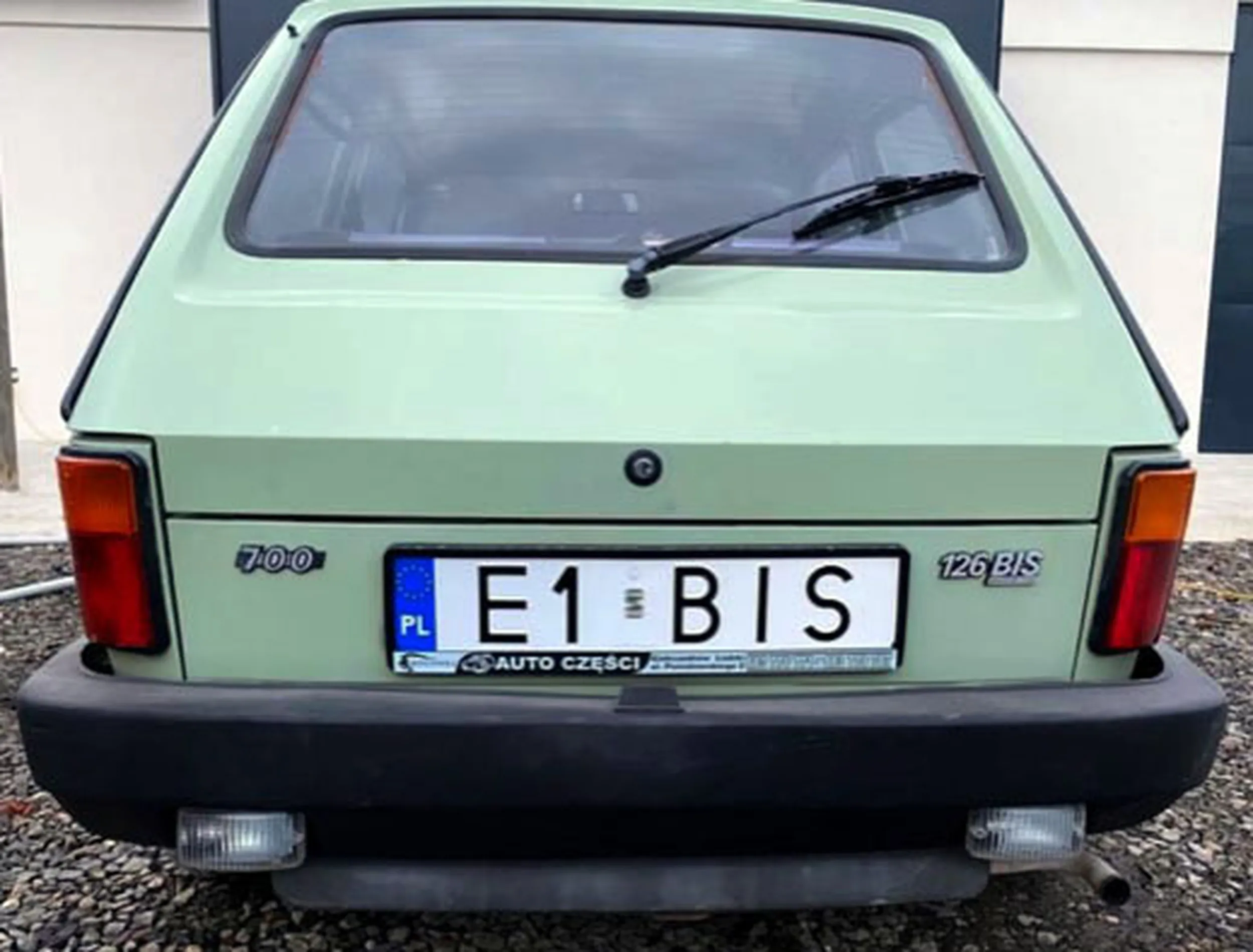 Fajny numer, blacha E1 BIS