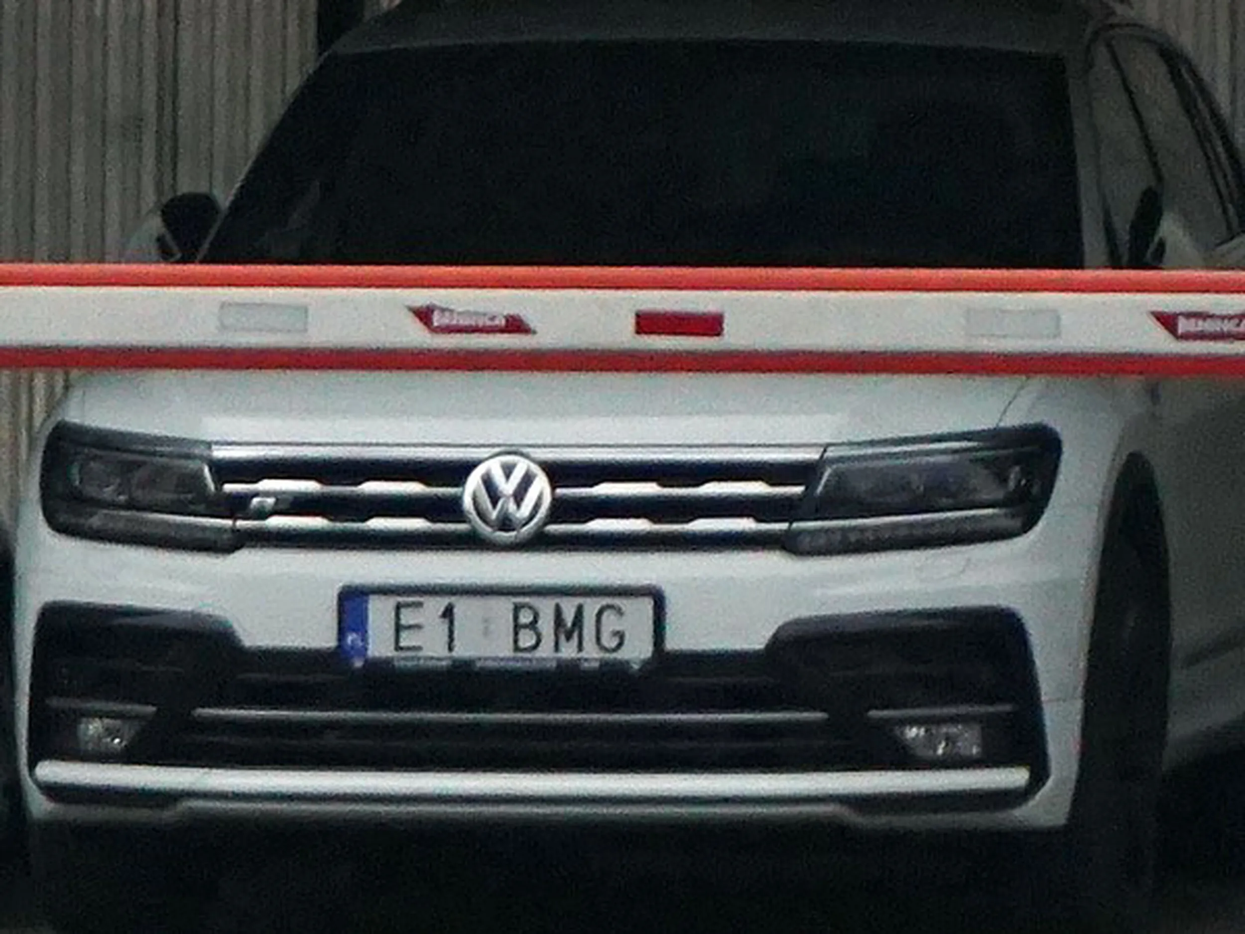 Fajny numer, blacha E1 BMG