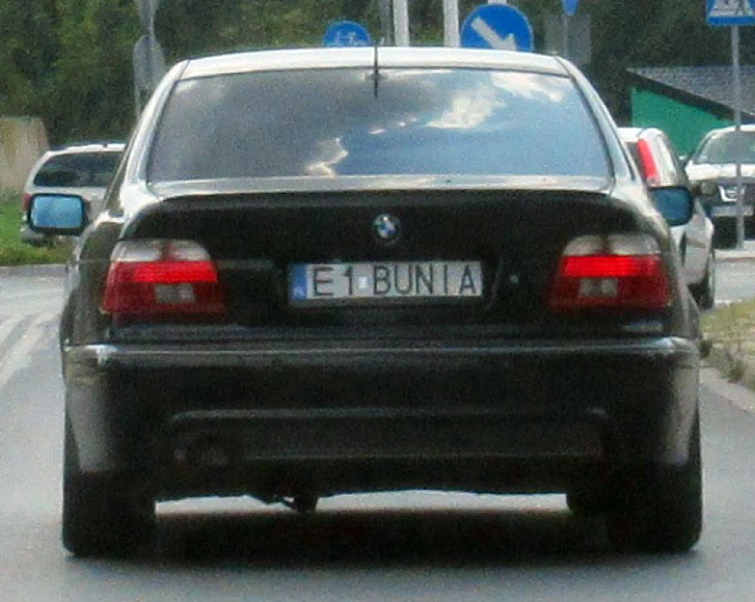 Fajny numer, blacha E1 BUNIA