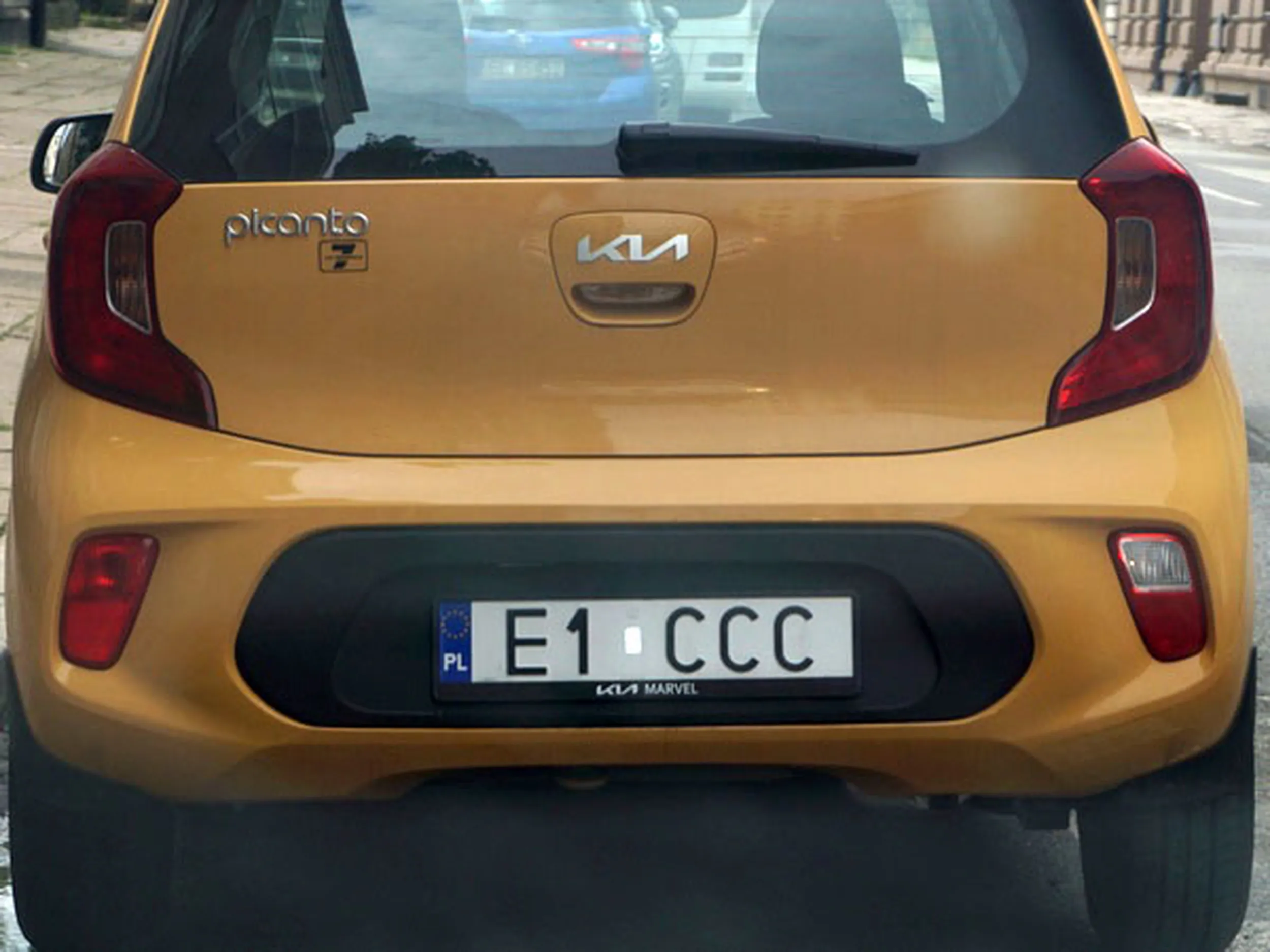 Fajny numer, blacha E1 CCC