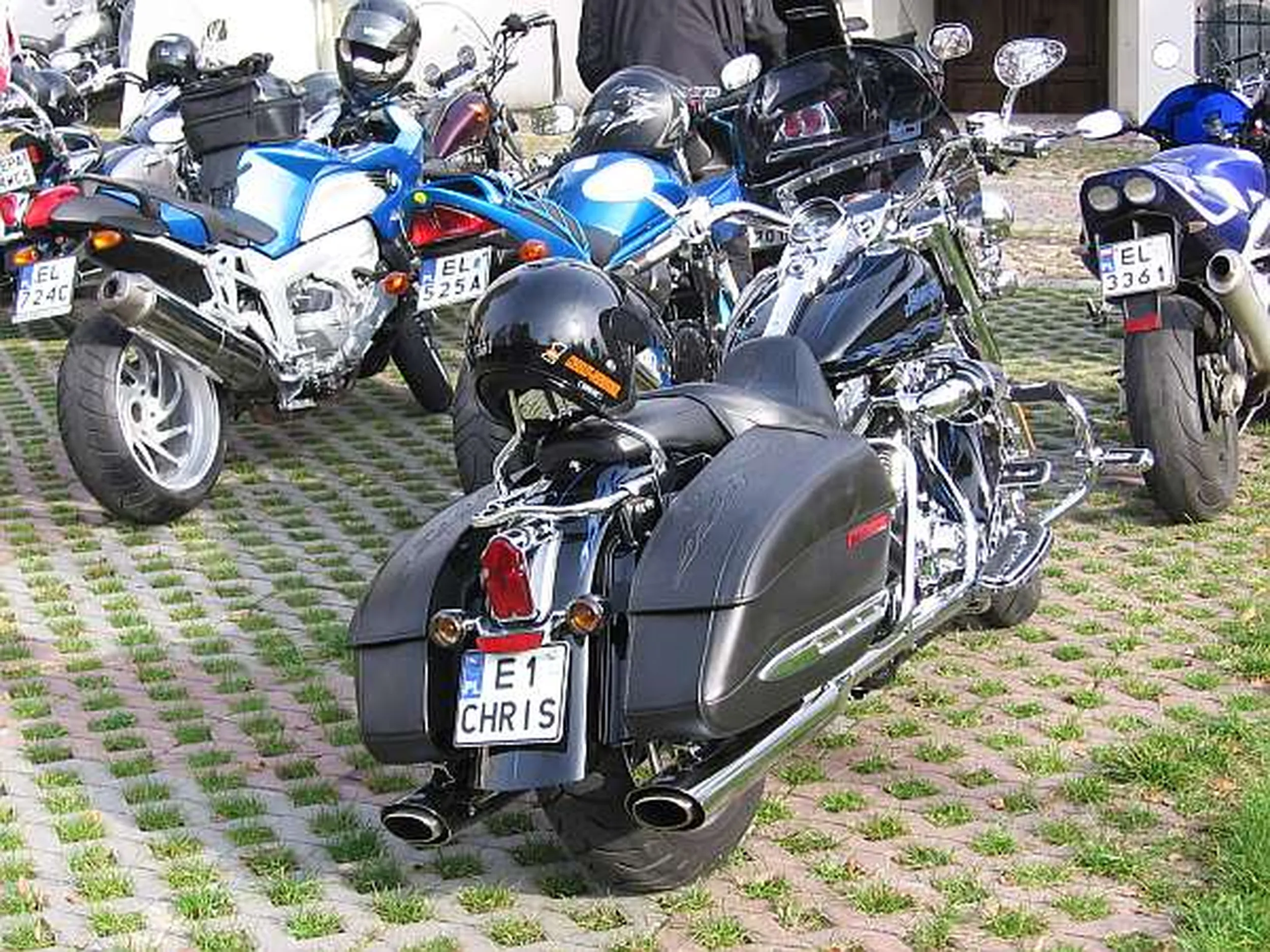 Fajny numer, blacha E1 CHRIS