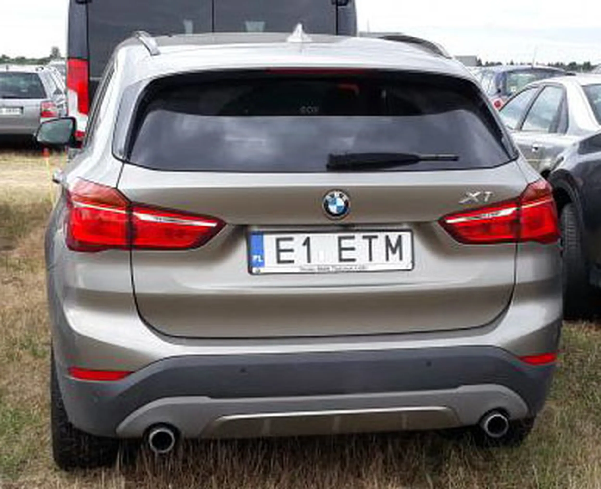 Fajny numer, blacha E1 ETM