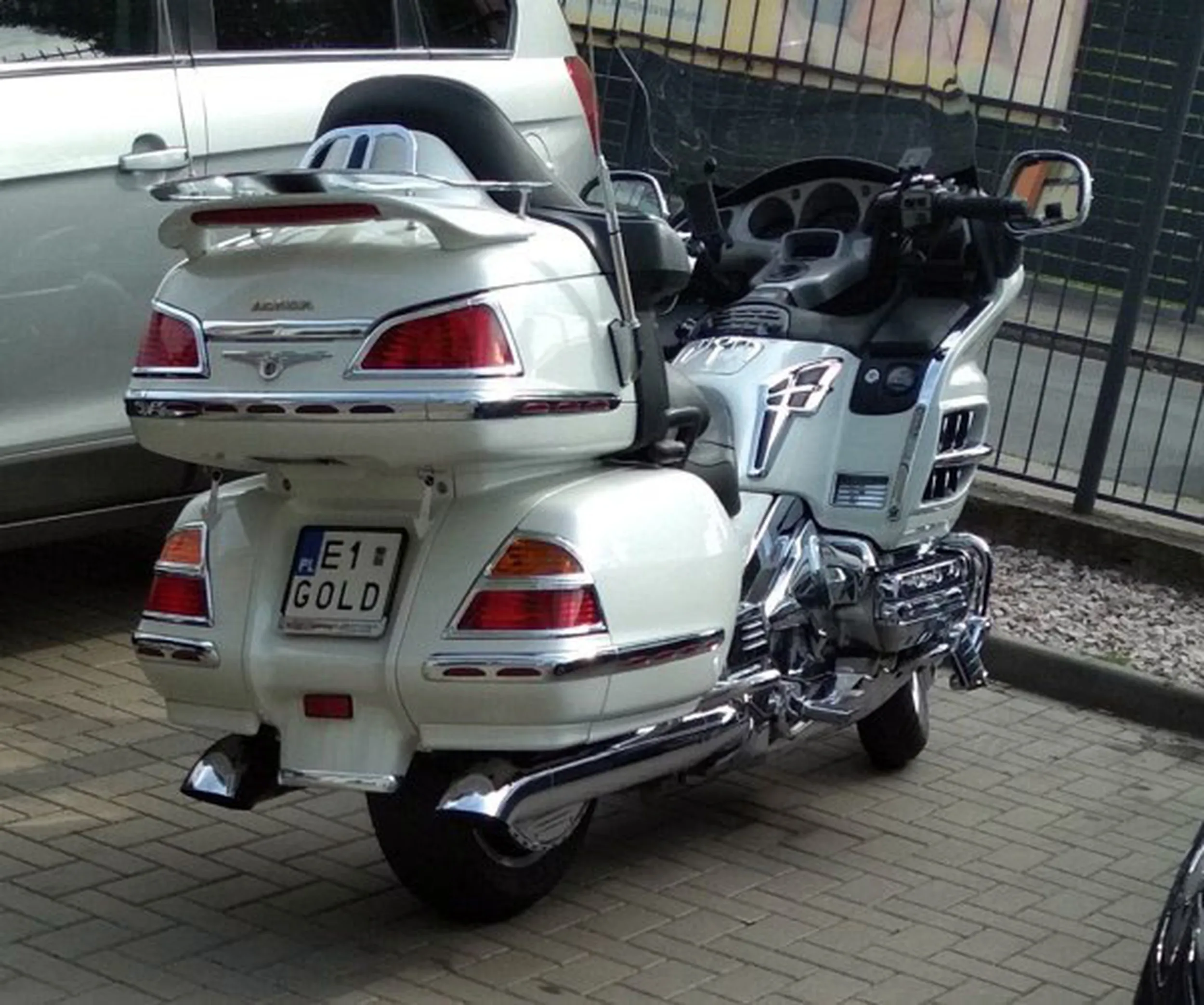 Fajny numer, blacha E1 GOLD