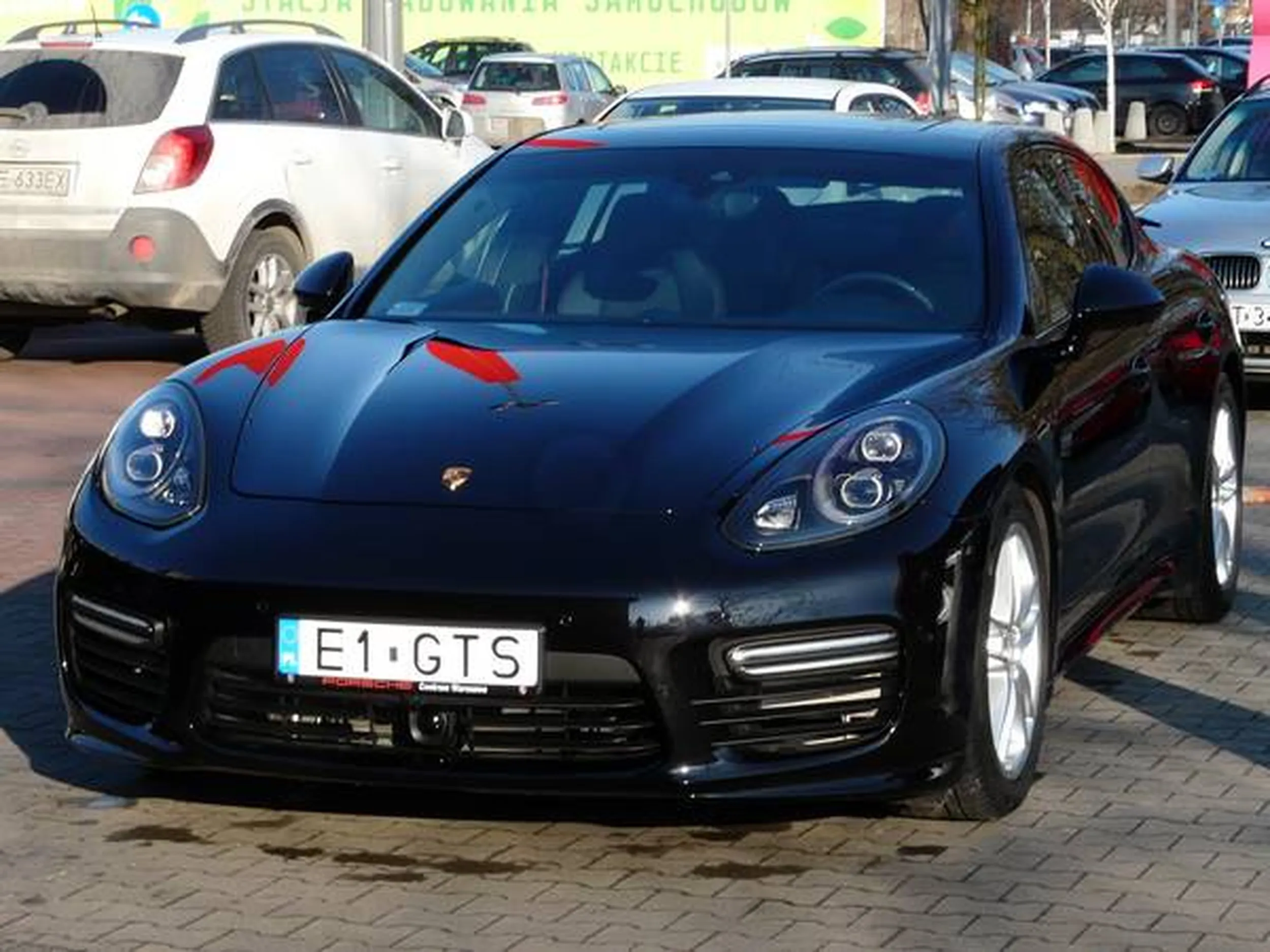 Fajny numer, blacha E1 GTS