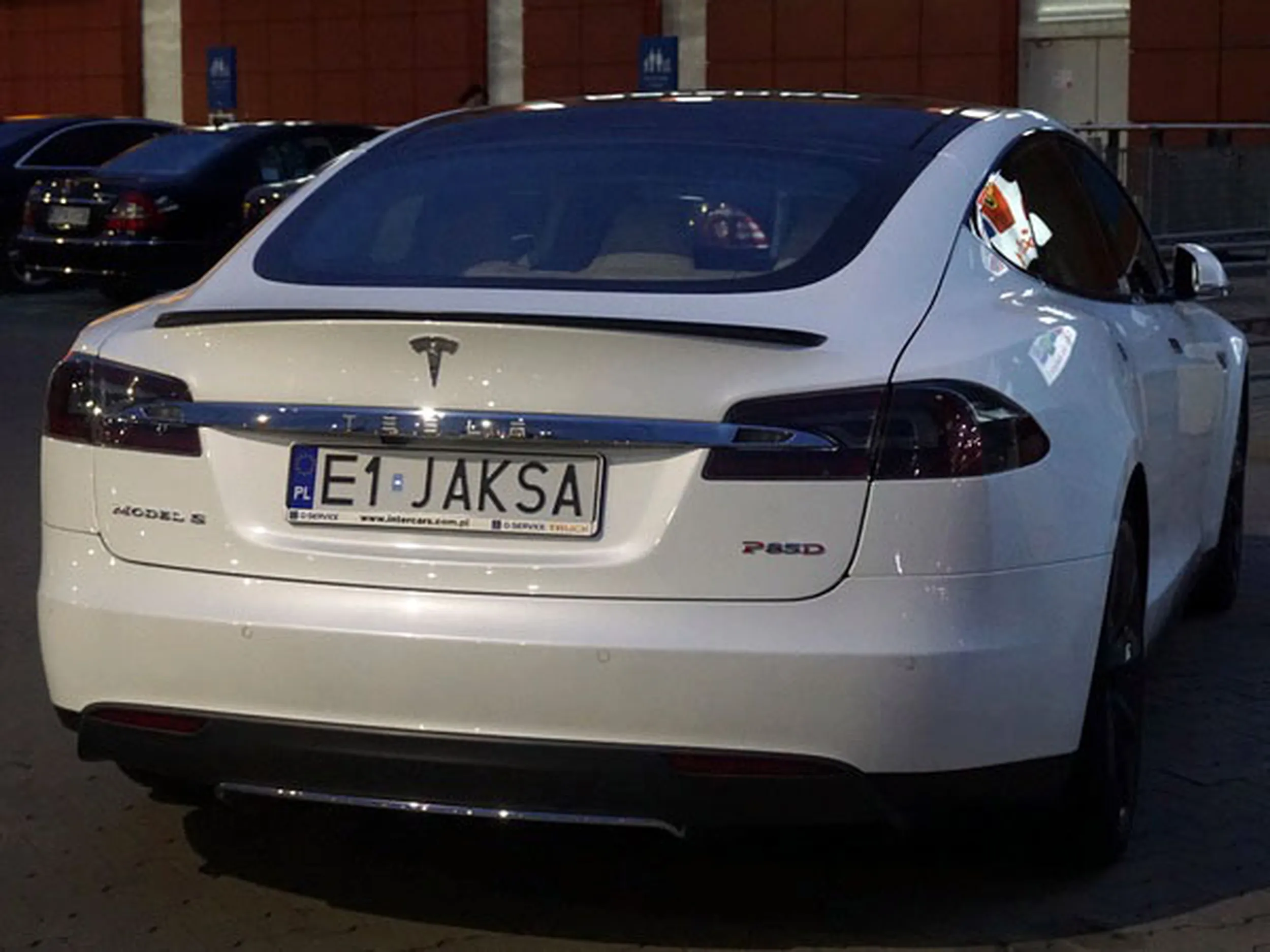 Fajny numer, blacha E1 JAKSA