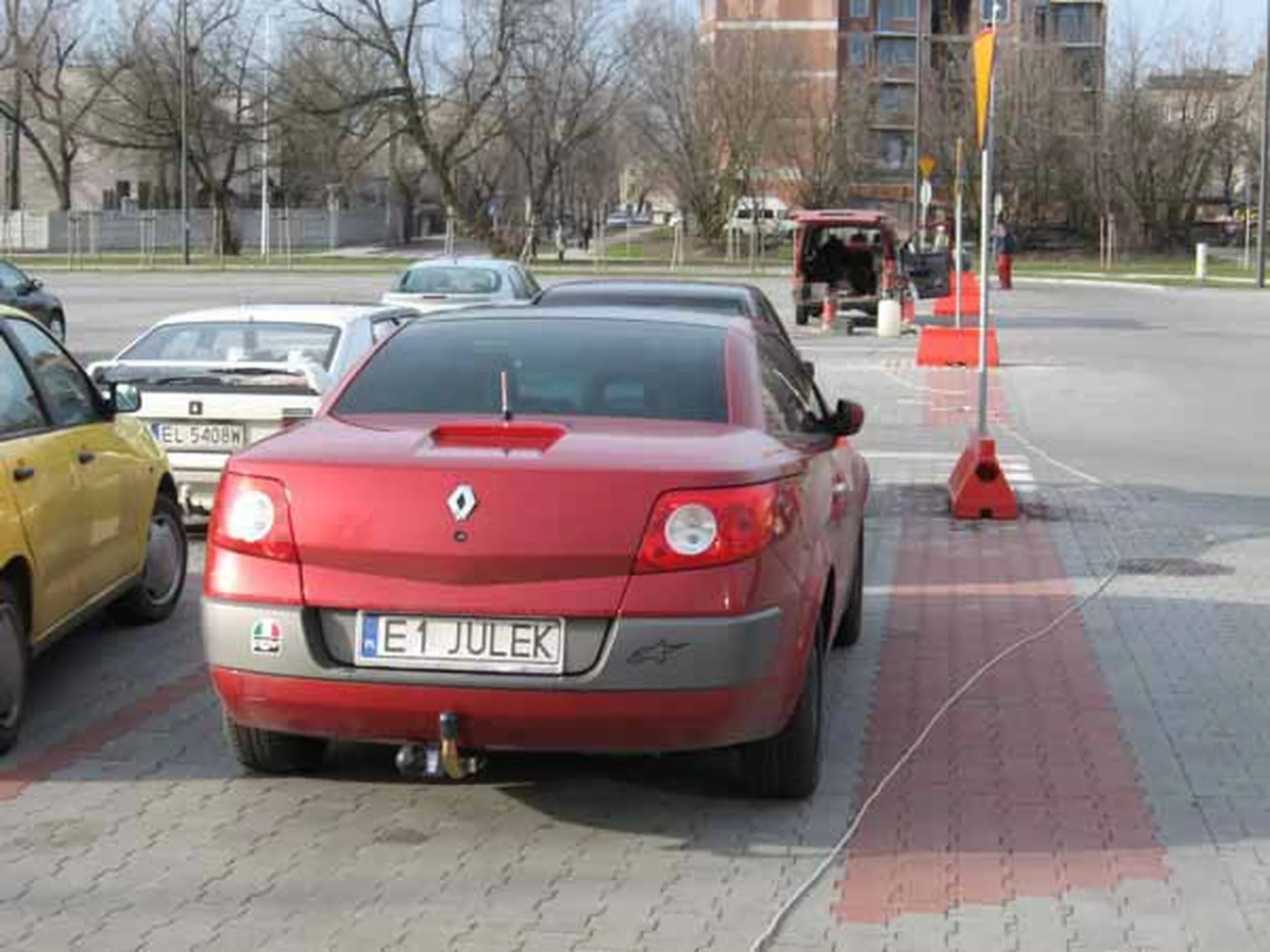 Fajny numer, blacha E1 JULEK