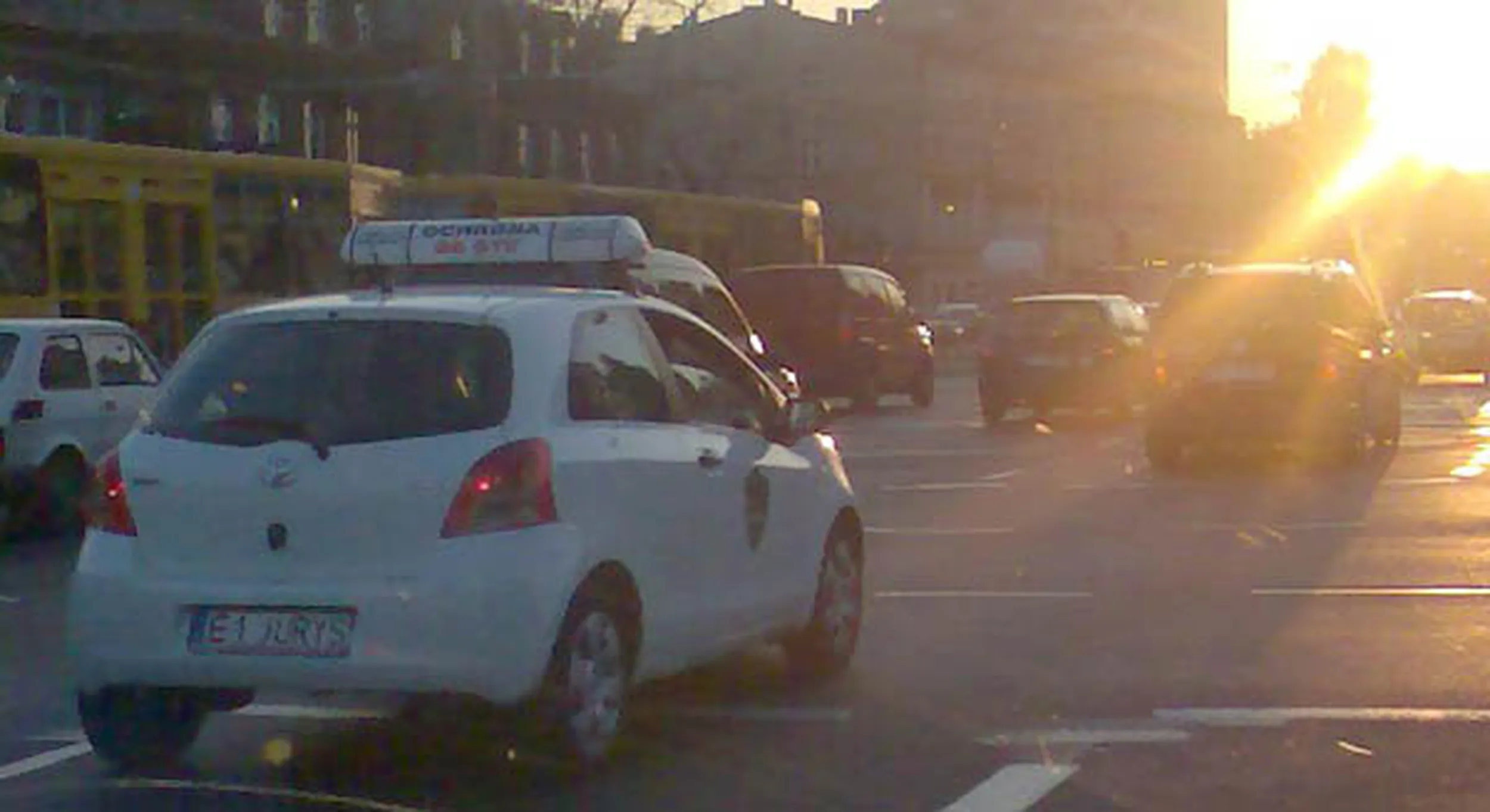 Fajny numer, blacha E1 JURYS