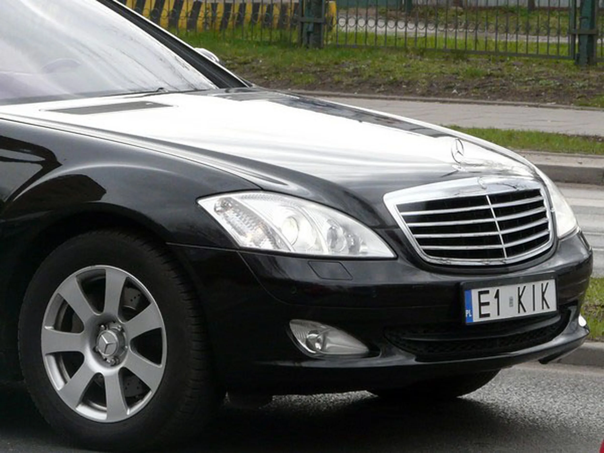 Fajny numer, blacha E1 KIK