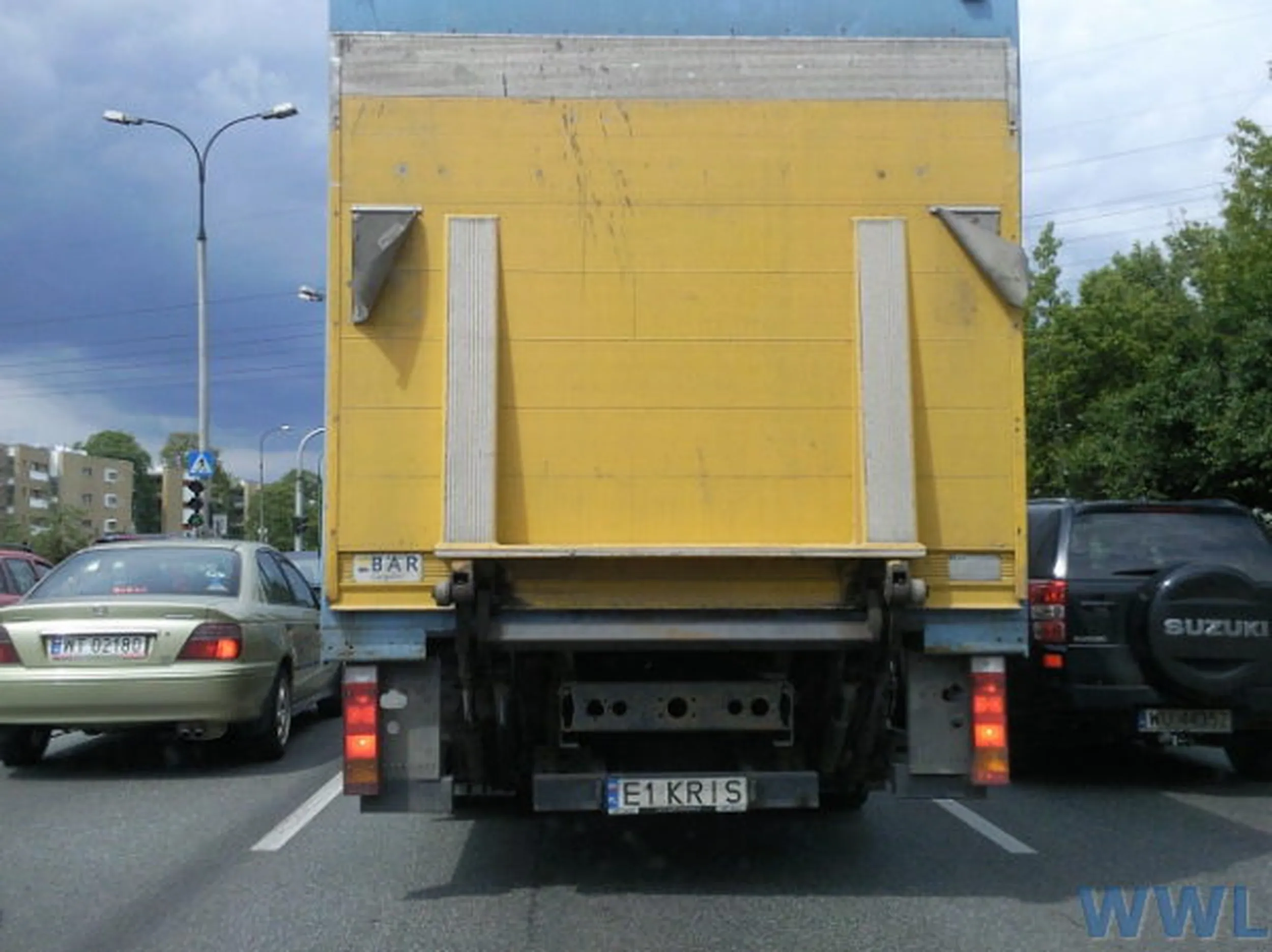 Fajny numer, blacha E1 KRIS