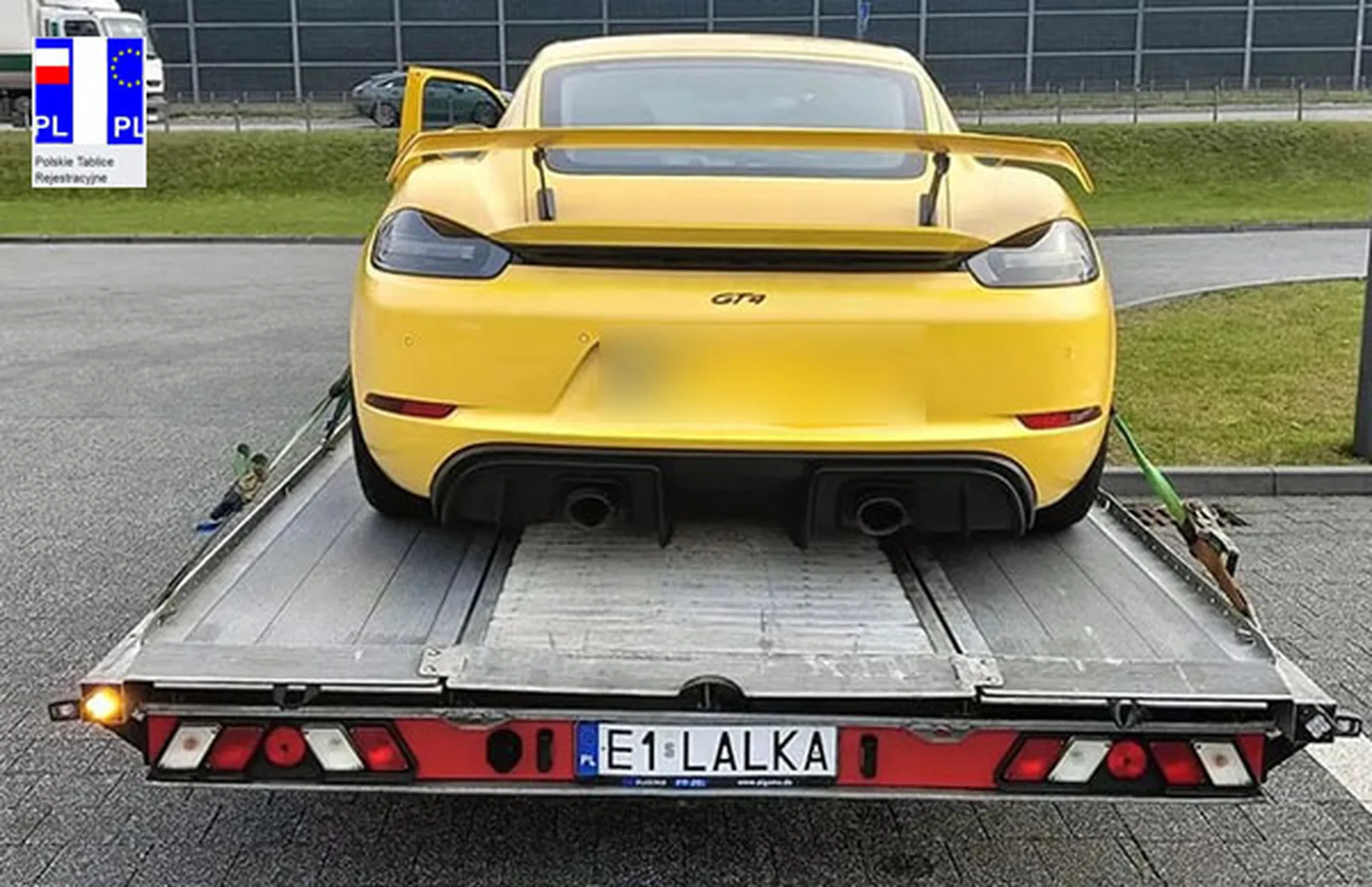 Fajny numer, blacha E1 LALKA