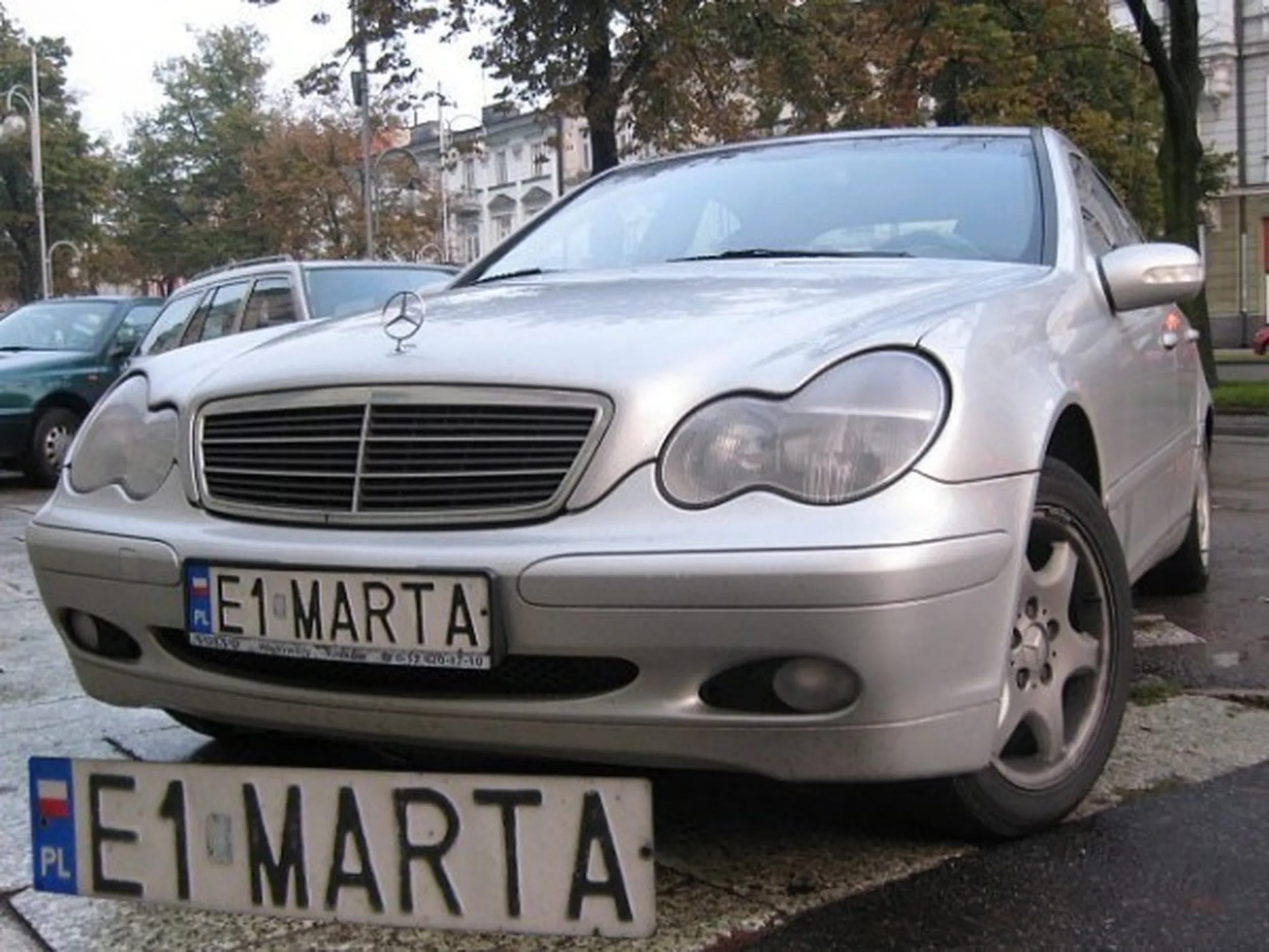 Fajny numer, blacha E1 MARTA