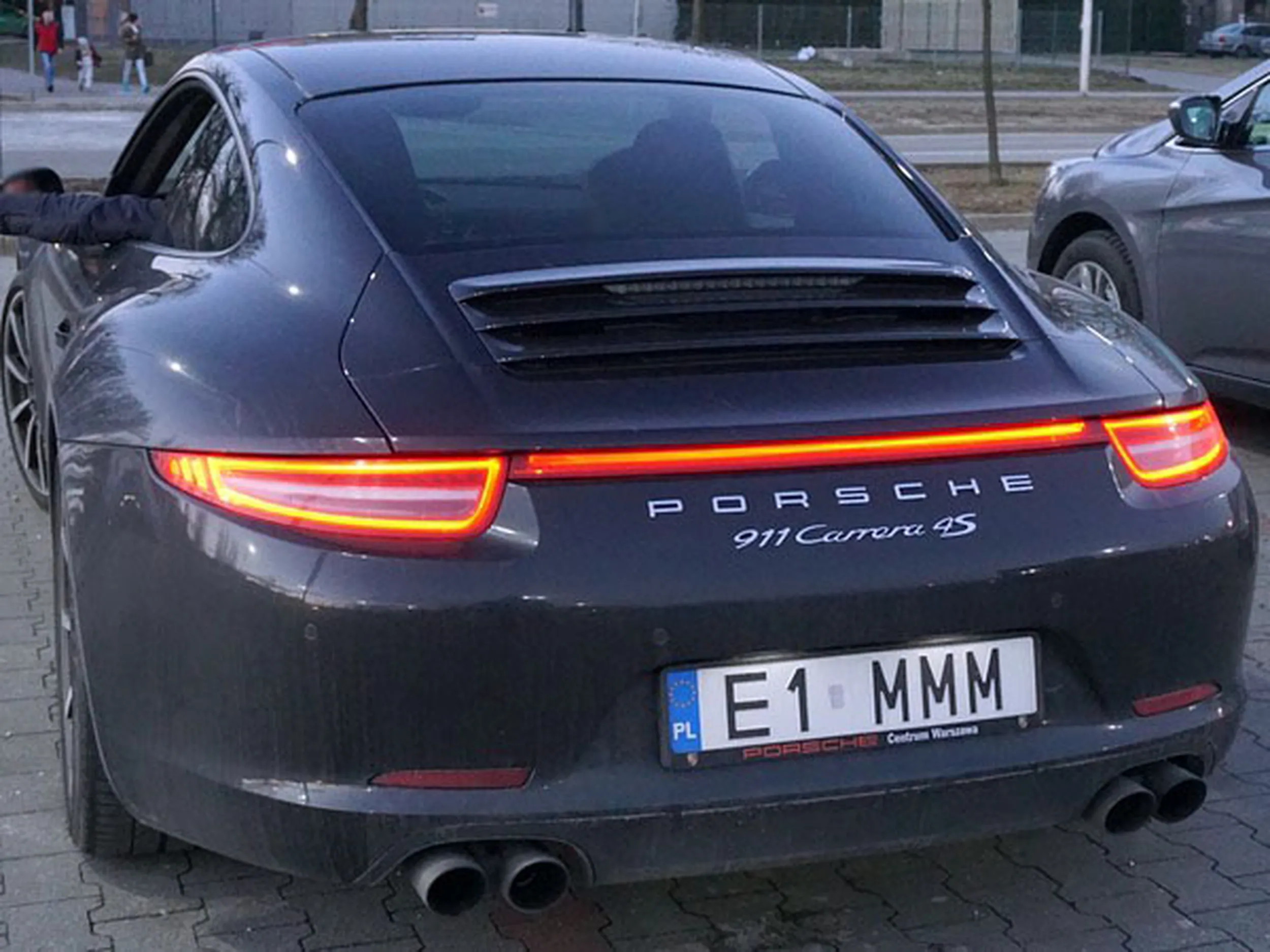 Fajny numer, blacha E1 MMM