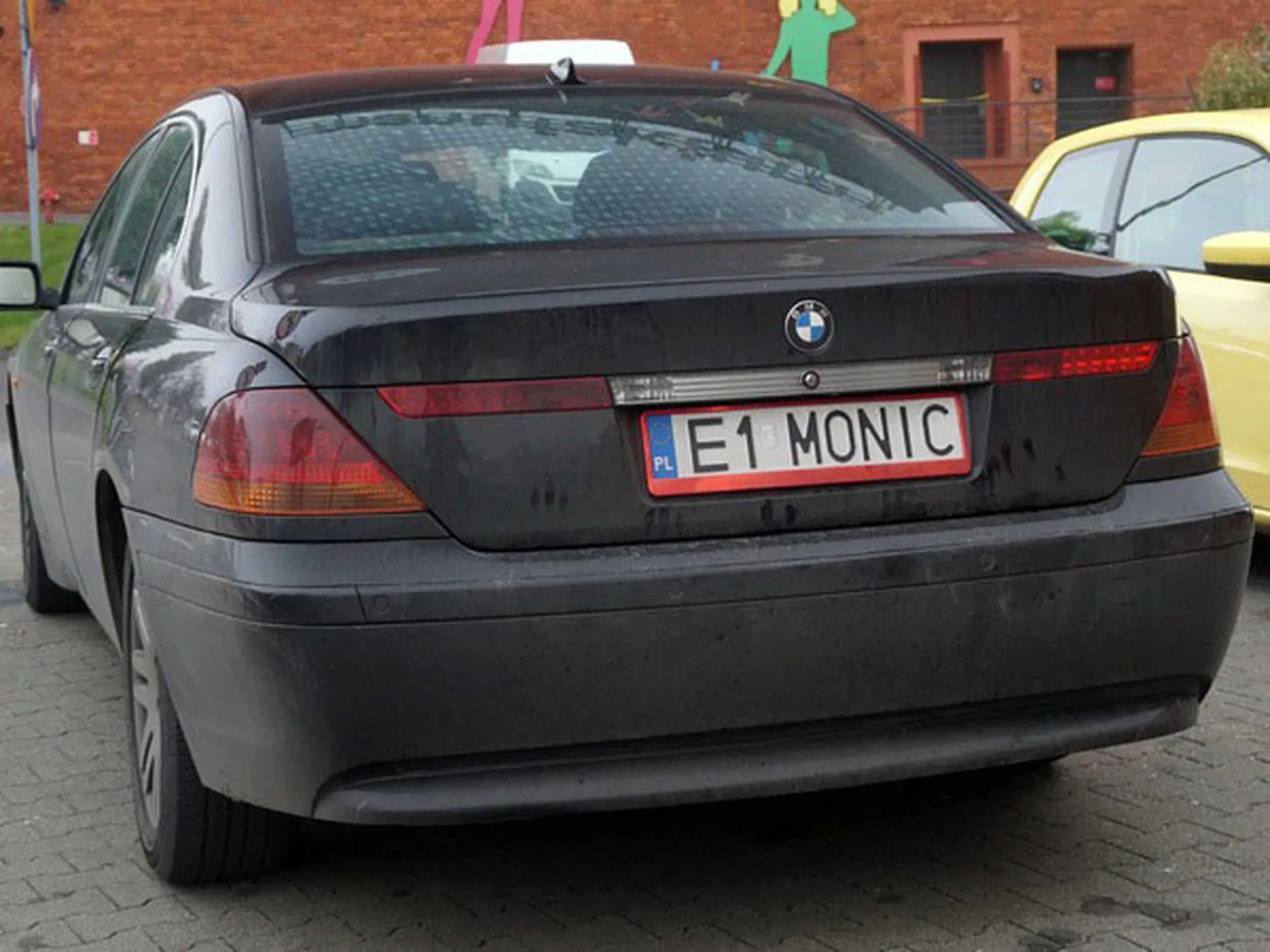 Fajny numer, blacha E1 MONIC
