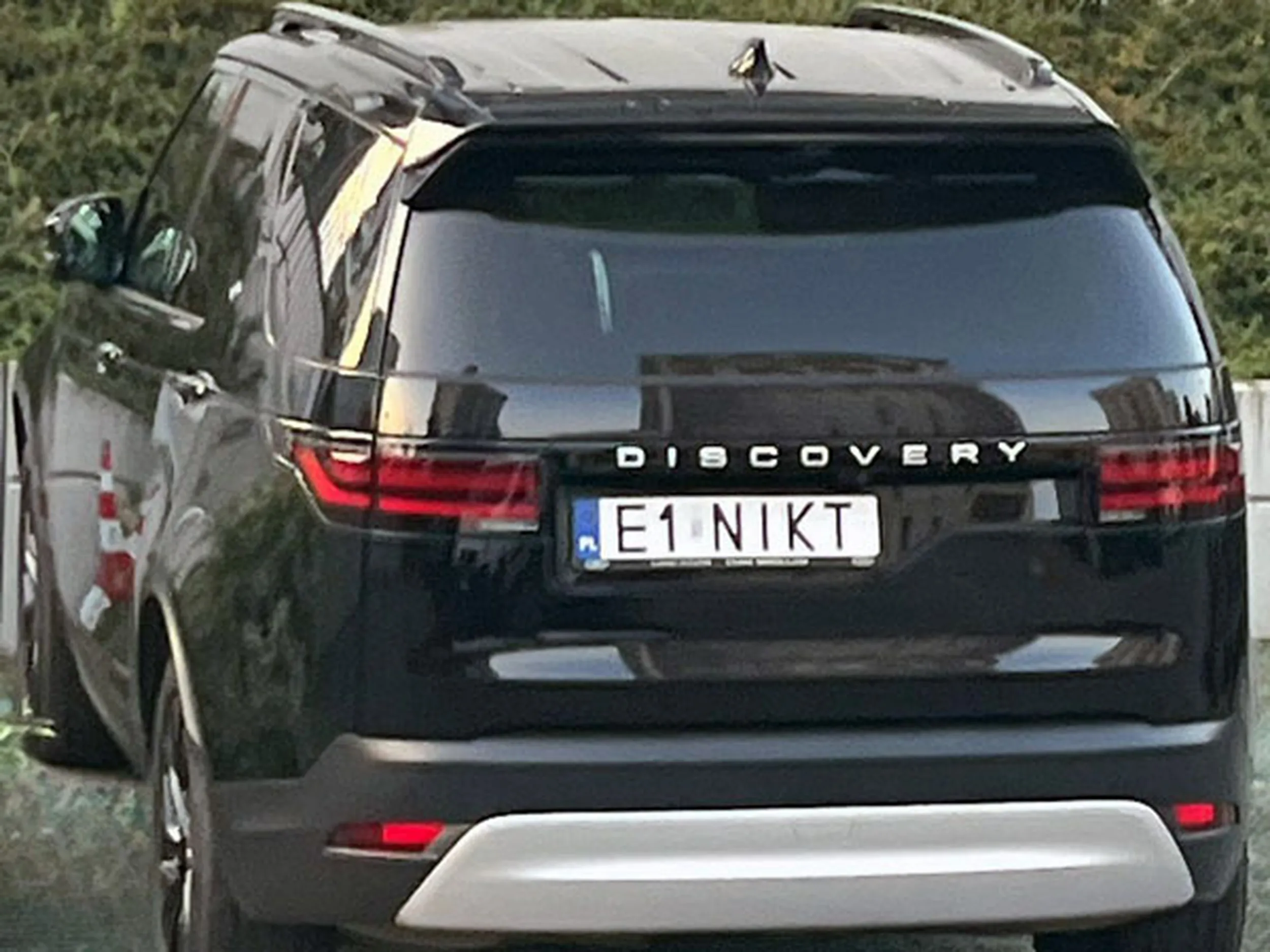 Fajny numer, blacha E1 NIKT