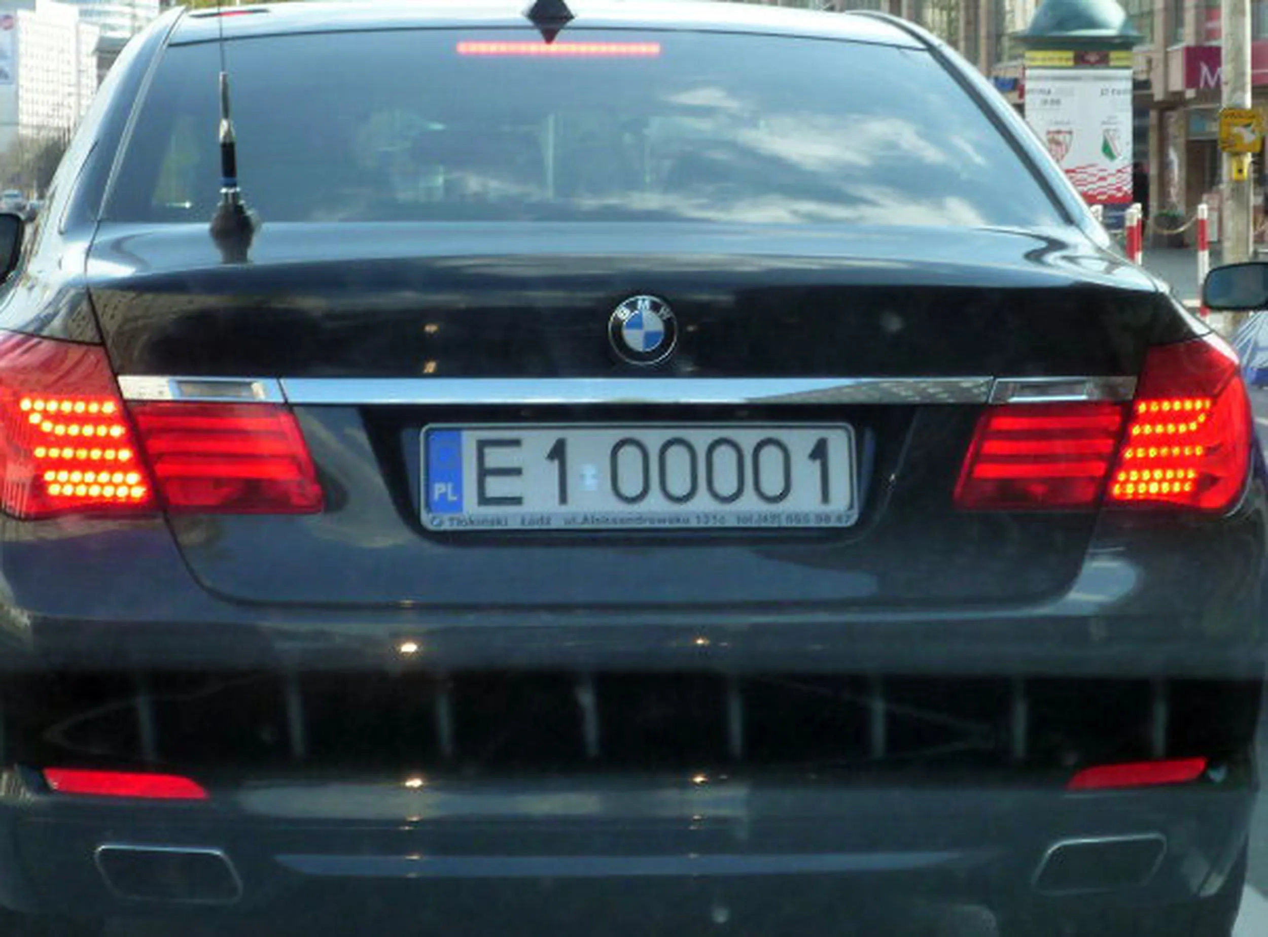 Fajny numer, blacha E1 OOOO1