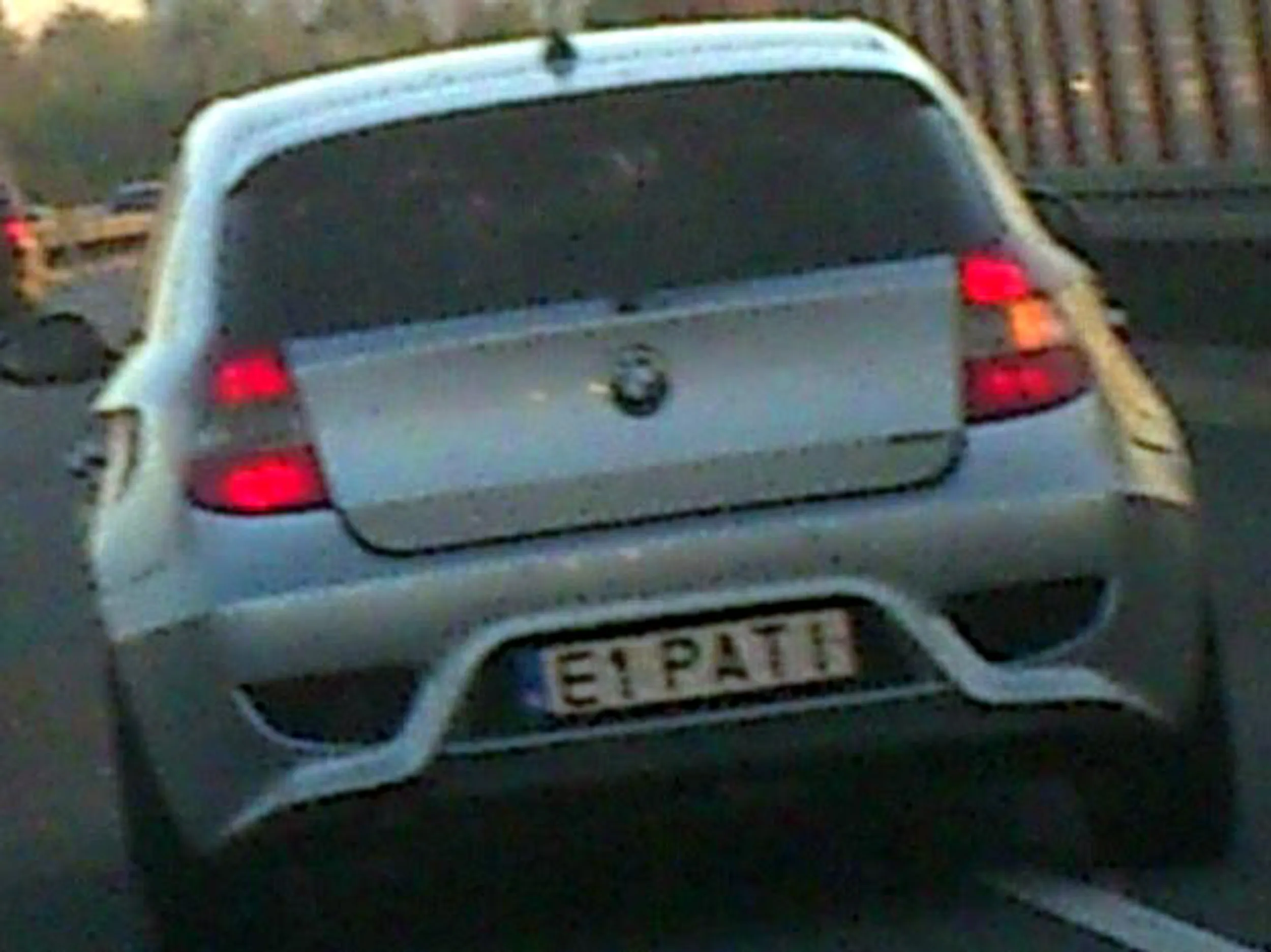 Fajny numer, blacha E1 PATI