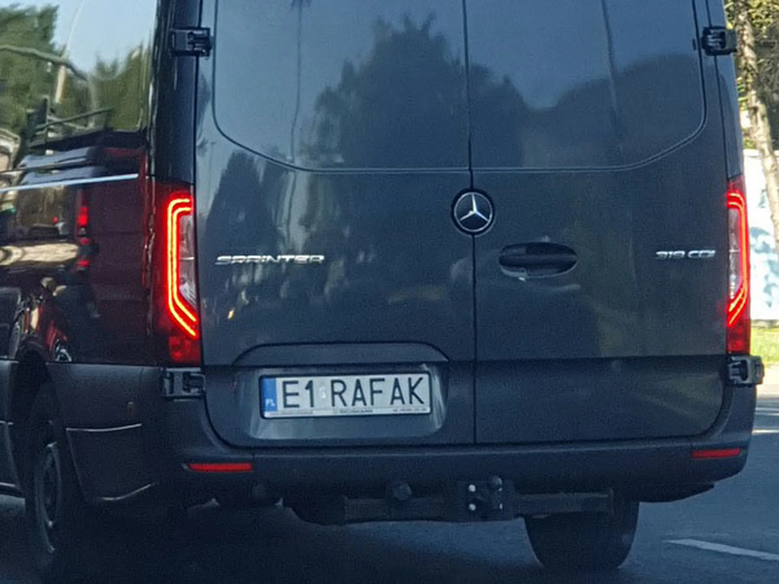 Fajny numer, blacha E1 RAFAK