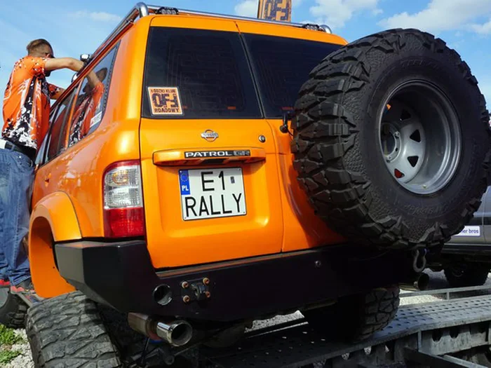 Fajny numer, blacha E1 RALLY