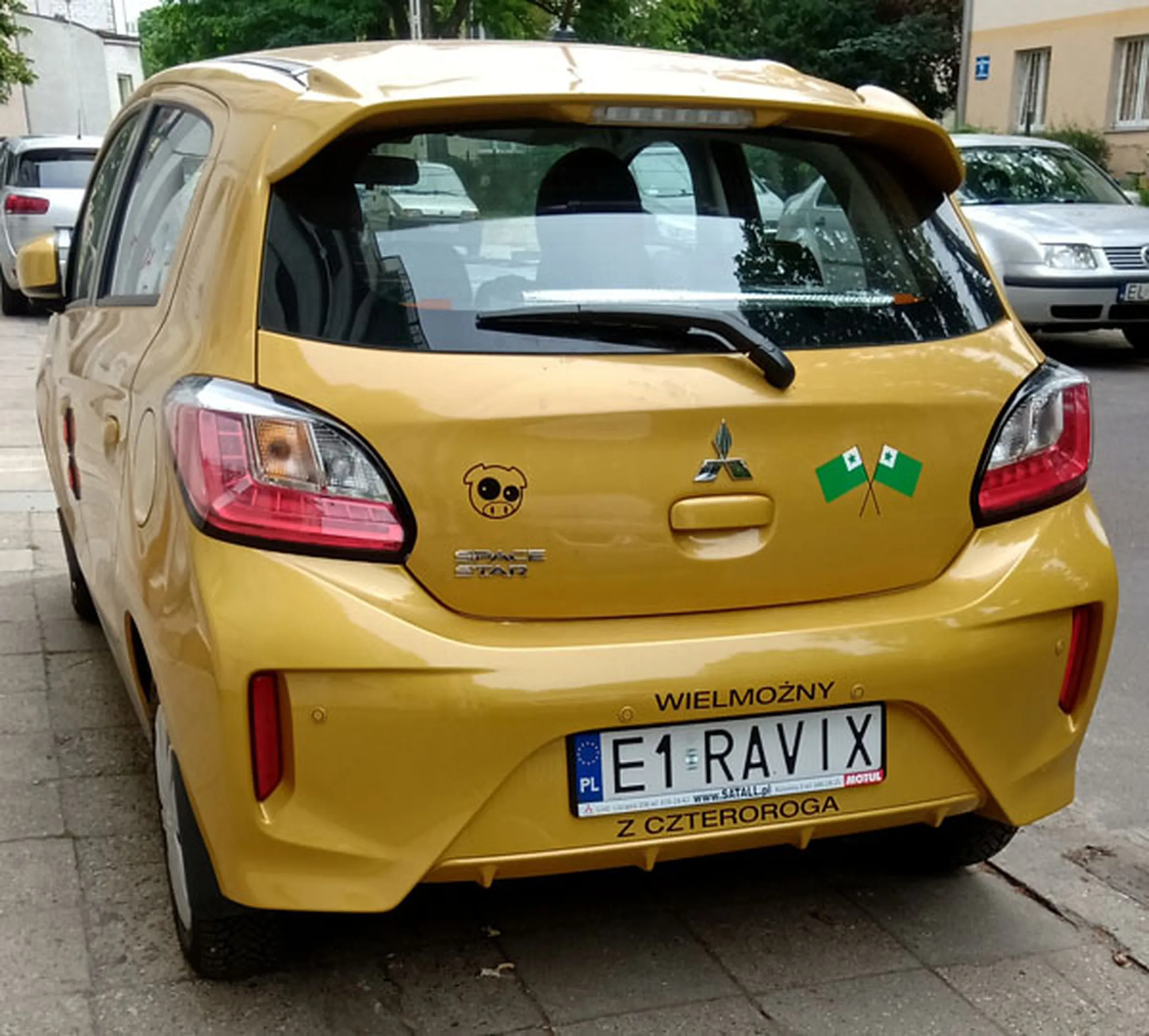 Fajny numer, blacha E1 RAVIX