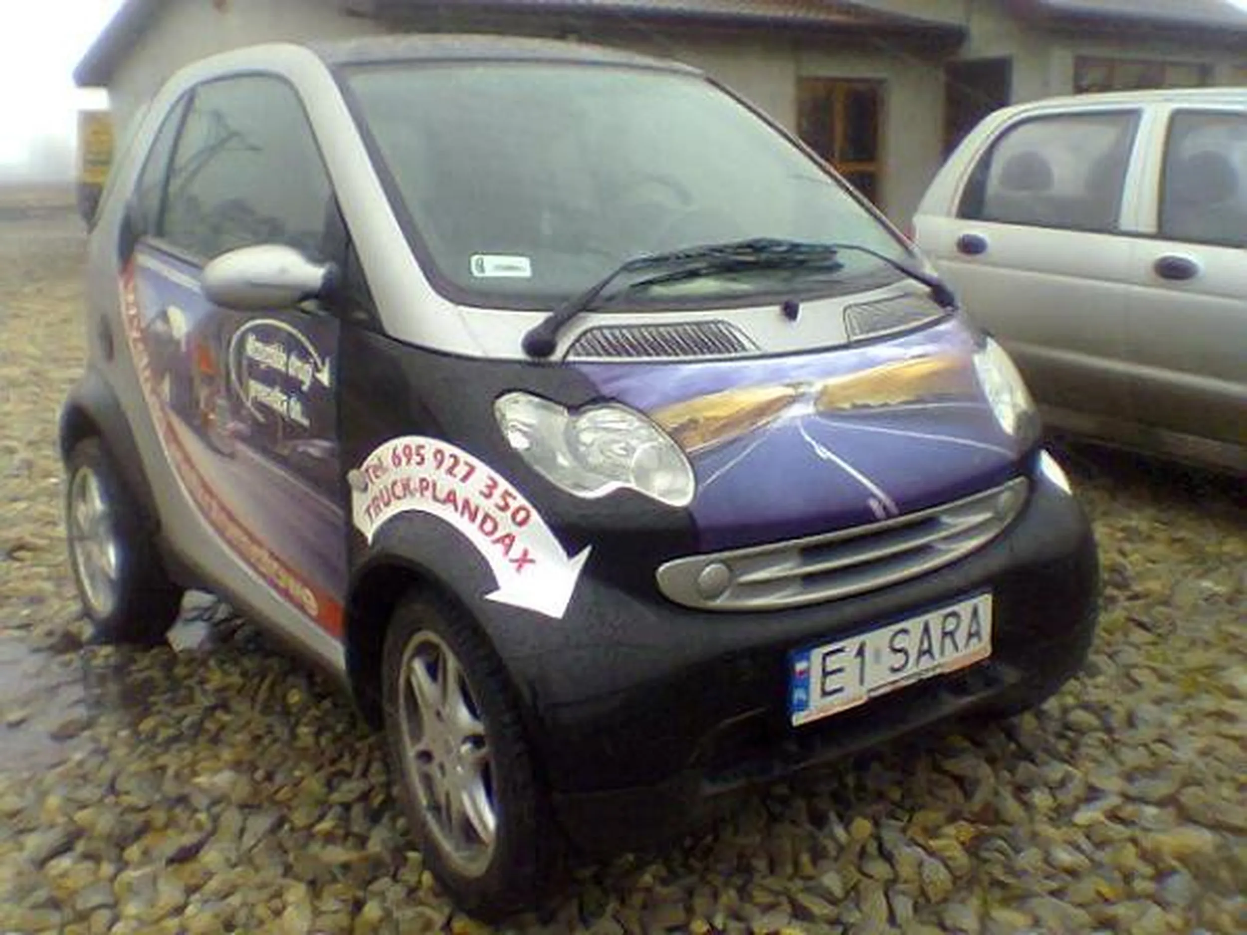 Fajny numer, blacha E1 SARA